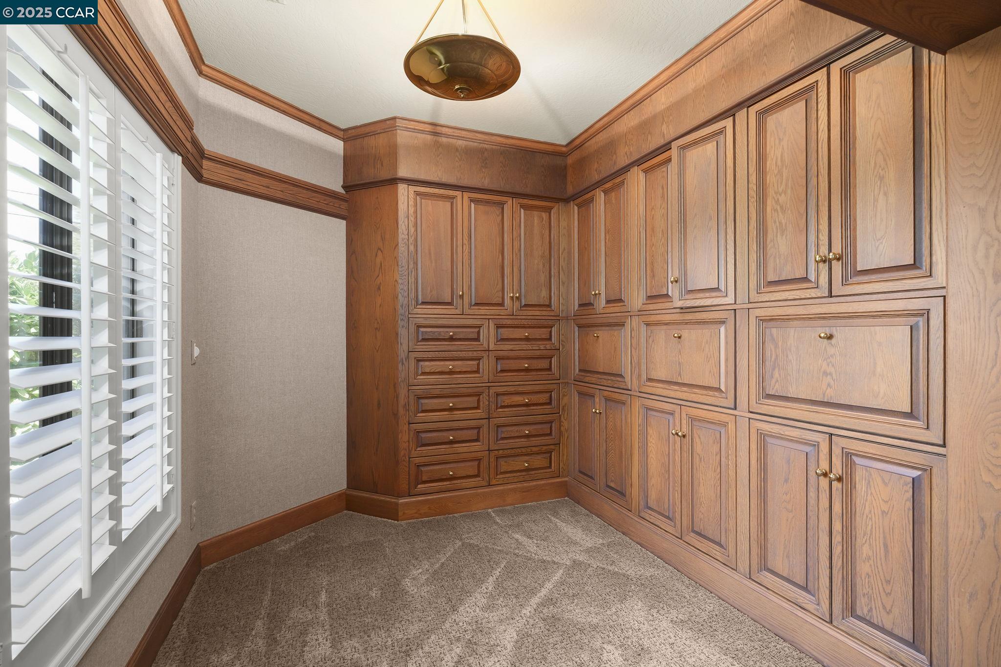 Walnut Creek, California, 94598, United States, 3 Bedrooms Bedrooms, ,3 BathroomsBathrooms,Residential,For Sale,1940979