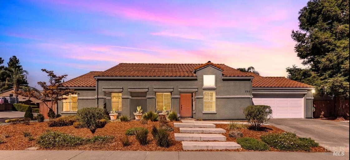 Vacaville, California, 95687, United States, 3 Bedrooms Bedrooms, ,2 BathroomsBathrooms,Residential,For Sale,1932568