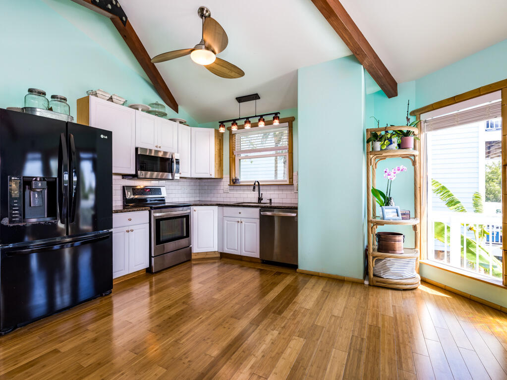 Big Coppitt, Florida, 33040, United States, 2 Bedrooms Bedrooms, ,2 BathroomsBathrooms,Residential,For Sale,1990333