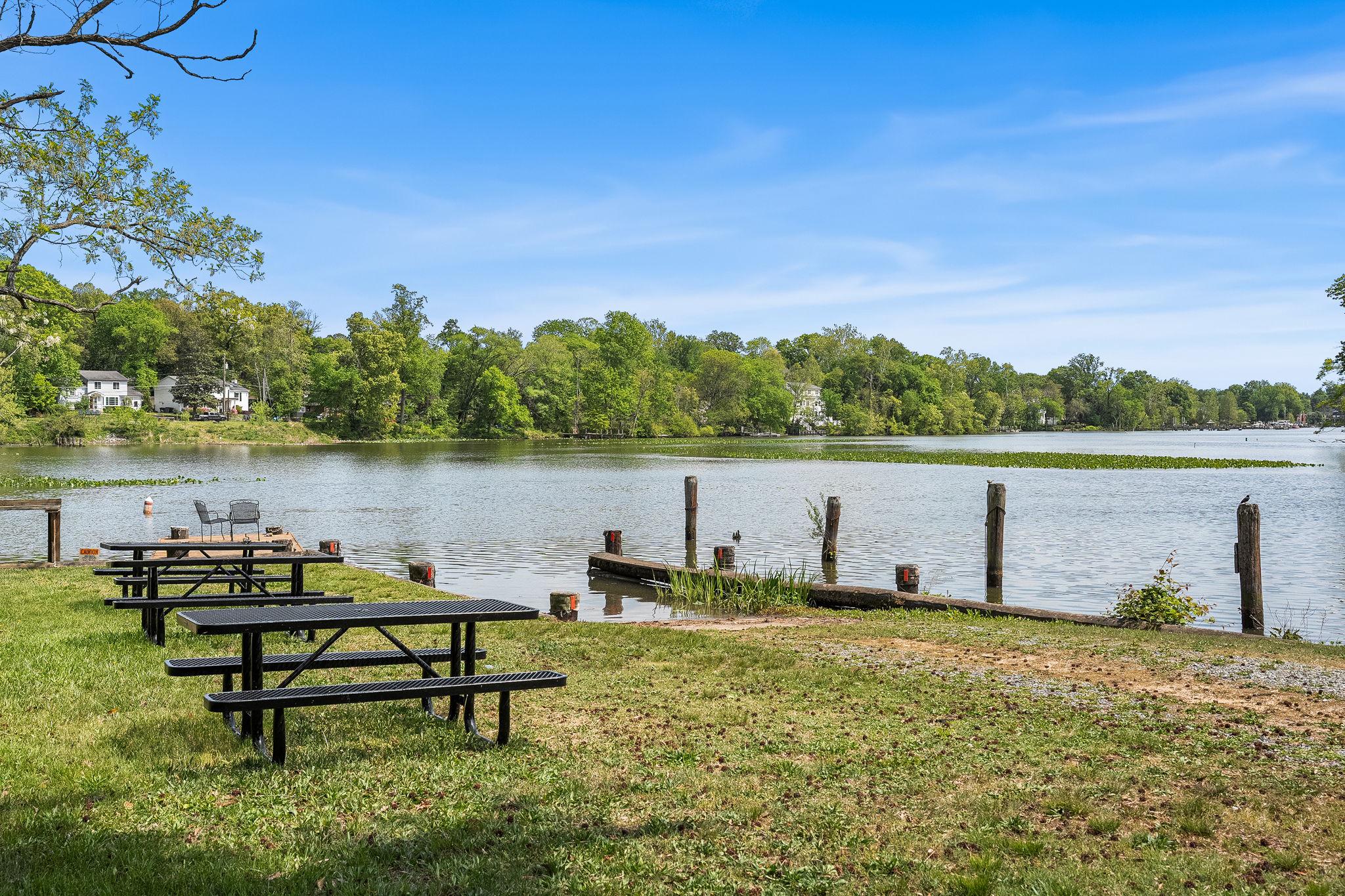  3175 Woodland Lane, Alexandria, VA, 22309 - 物件實景