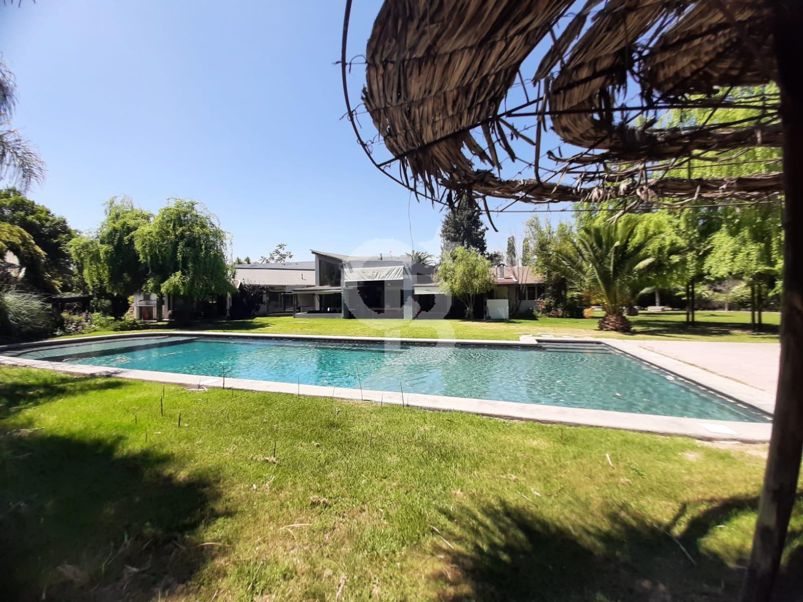 Colina, Chile, 5 Bedrooms Bedrooms, ,5 BathroomsBathrooms,Residential,For Sale,1987480