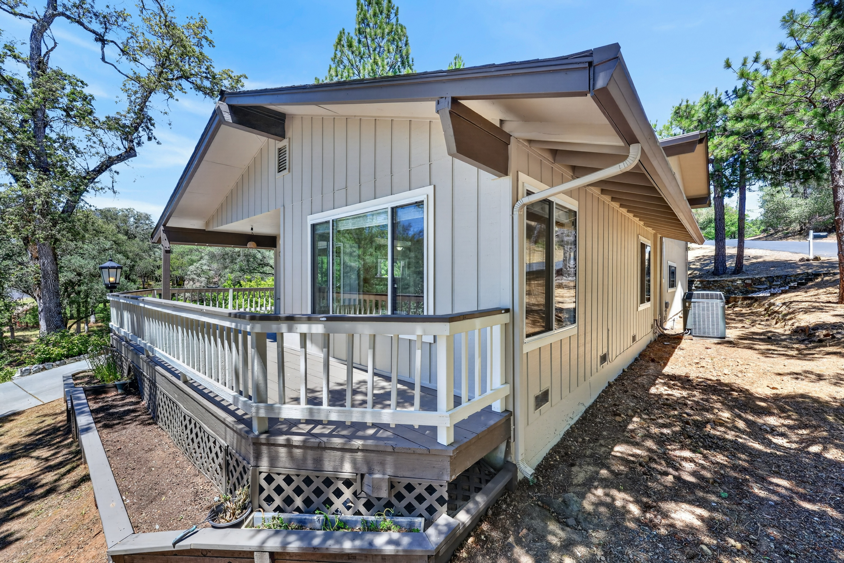  12096 Poplar Road, Auburn, CA 95602 - 物件實景