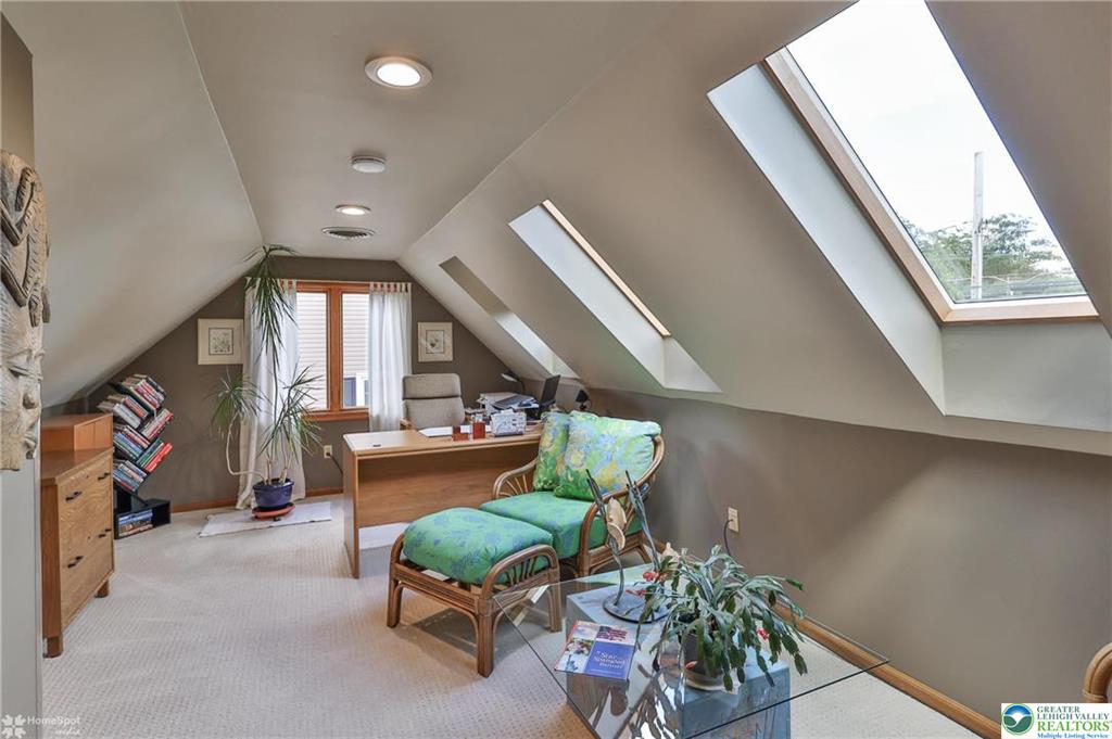 Bethlehem, Pennsylvania, 18017-3771, United States, 3 Bedrooms Bedrooms, ,3 BathroomsBathrooms,Residential,For Sale,2048203