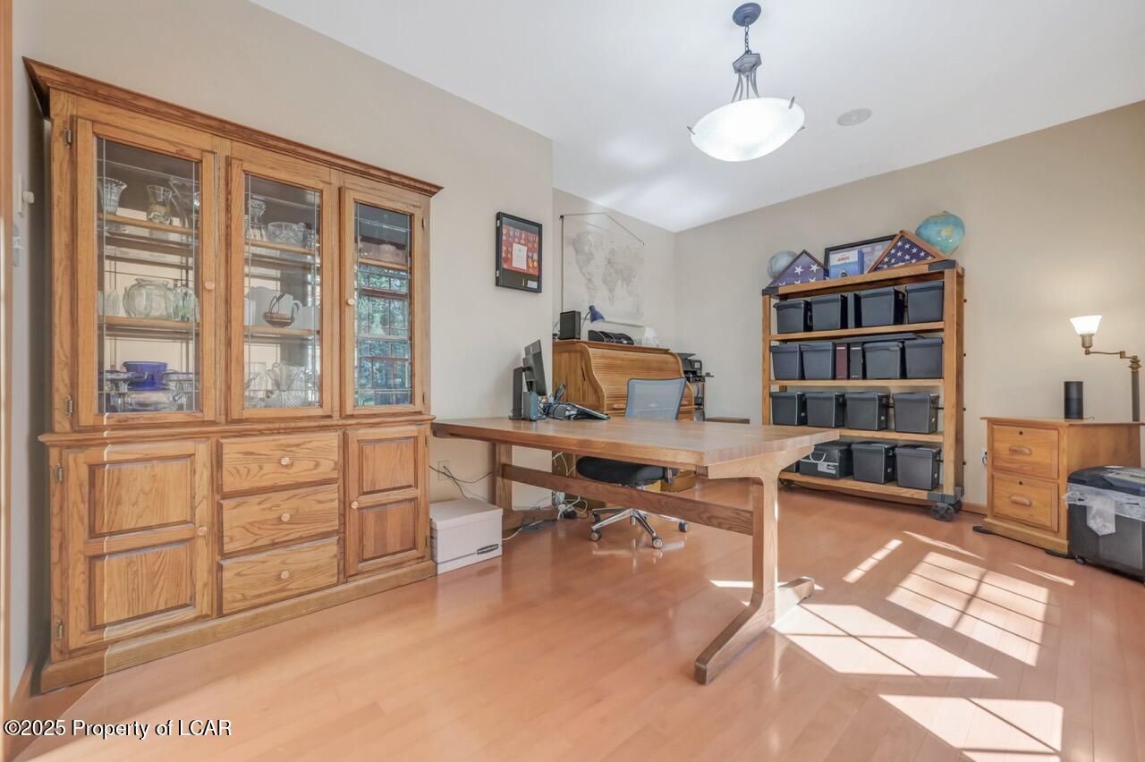 Mountain Top, Pennsylvania, 18707, United States, 4 Bedrooms Bedrooms, ,5 BathroomsBathrooms,Residential,For Sale,1944925