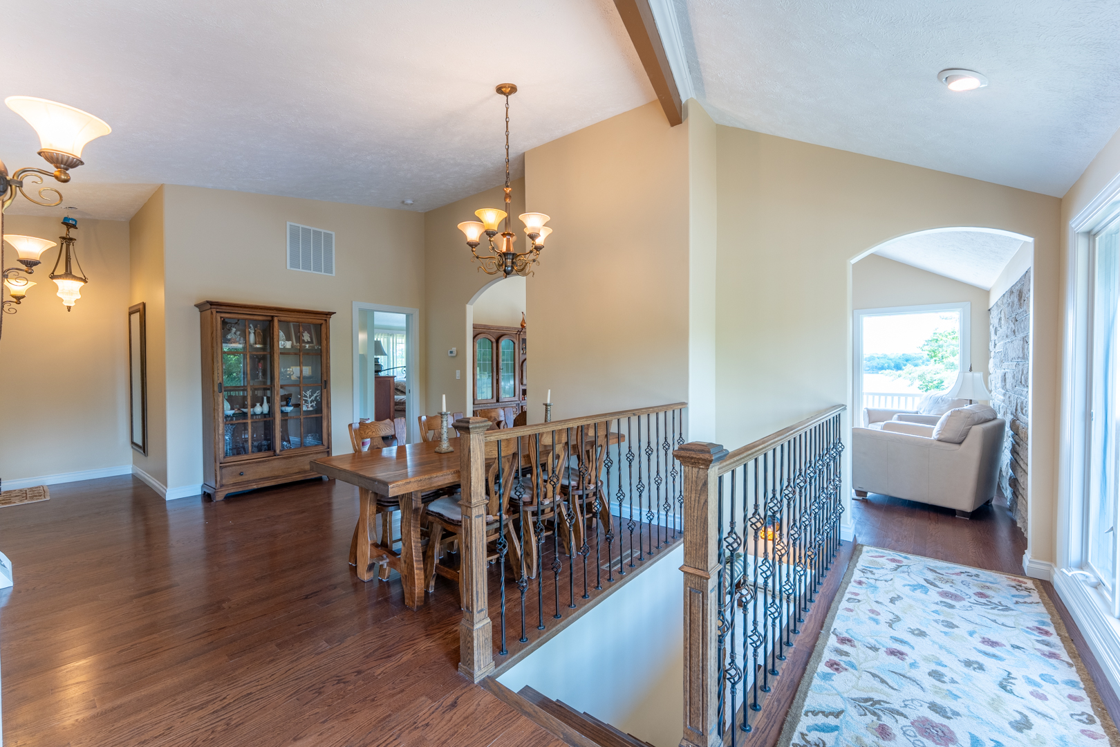 Marion, Illinois, 62959, United States, 3 Bedrooms Bedrooms, ,3 BathroomsBathrooms,Residential,For Sale,1936855
