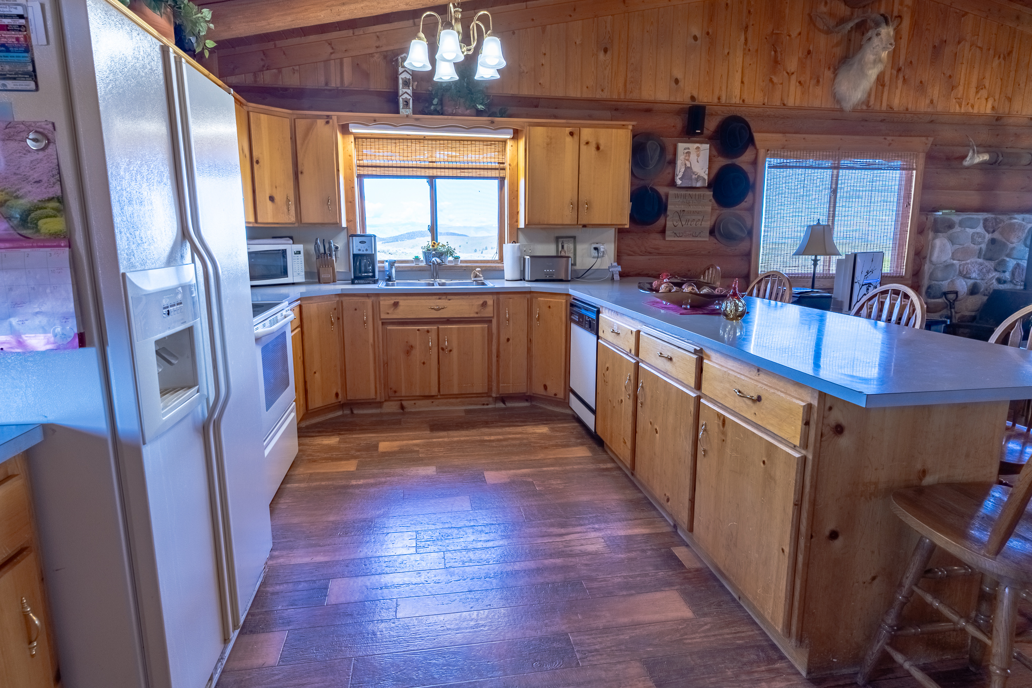 Townsend, Montana, 59644, United States, 4 Bedrooms Bedrooms, ,3 BathroomsBathrooms,Residential,For Sale,1841614