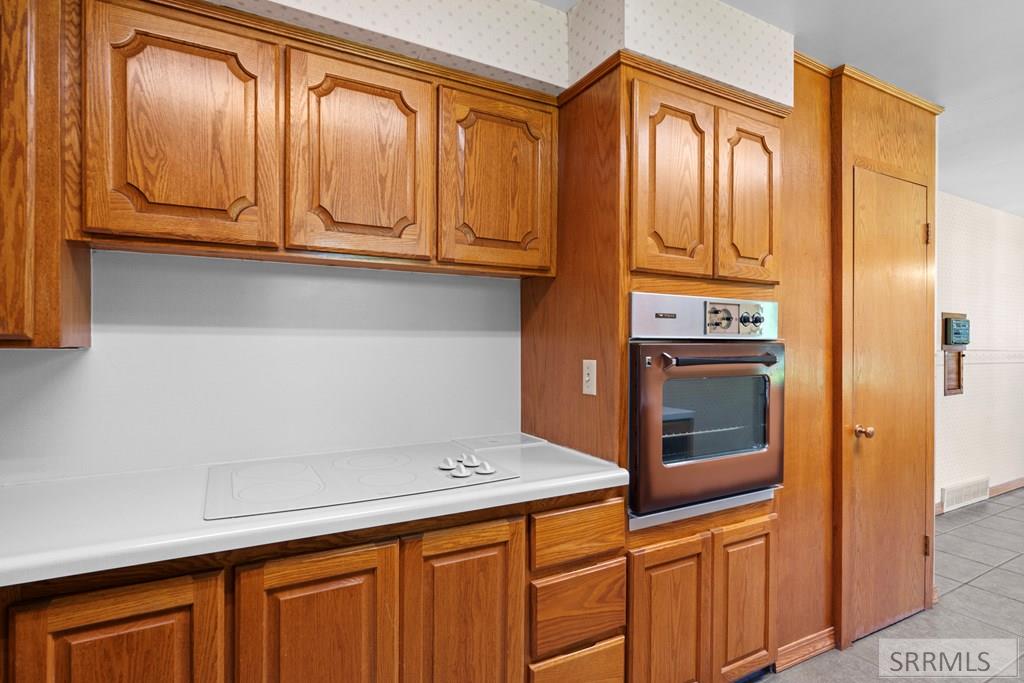 SHELLEY, Idaho, 83274, United States, 4 Bedrooms Bedrooms, ,3 BathroomsBathrooms,Residential,For Sale,1976532