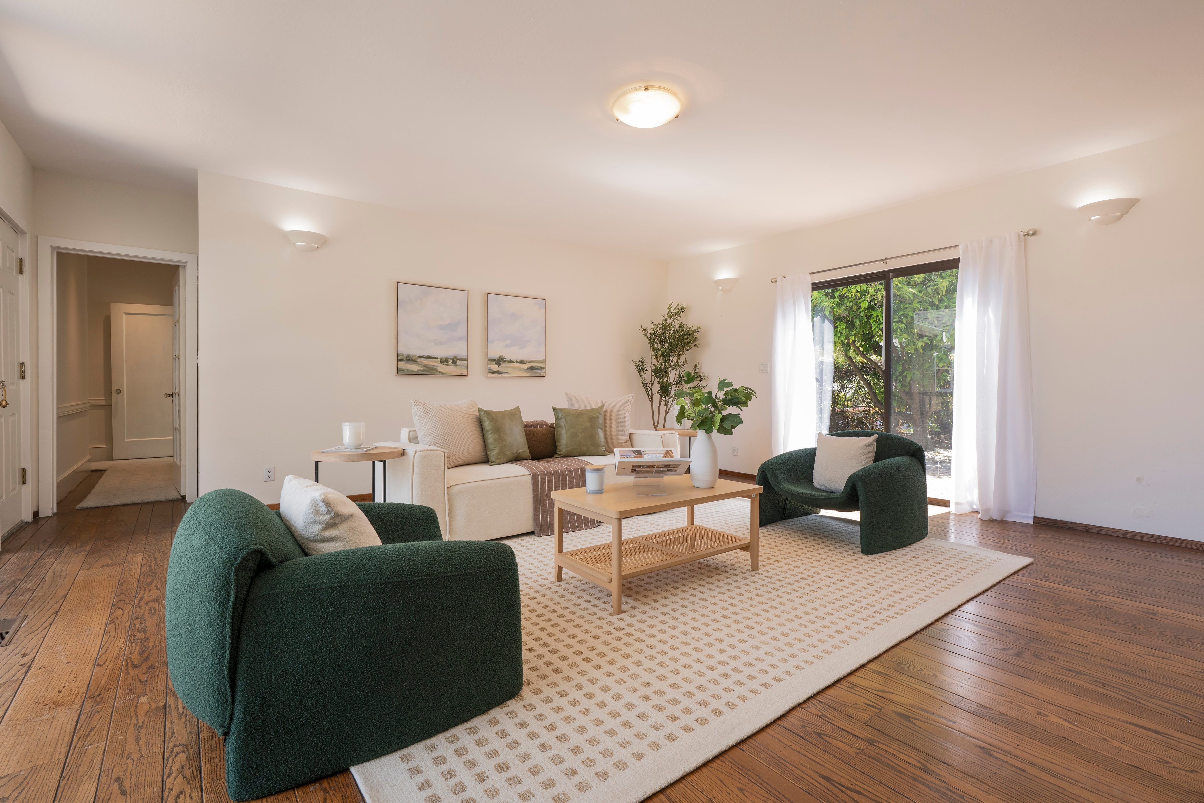  Charming Single-Level Home With ADU on Large Flat Lot - 物件實景