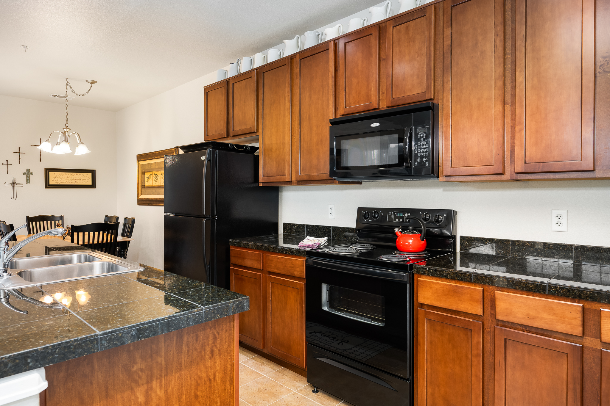  150 Village, A-204,  Granby, CO, 80446 - 物件實景
