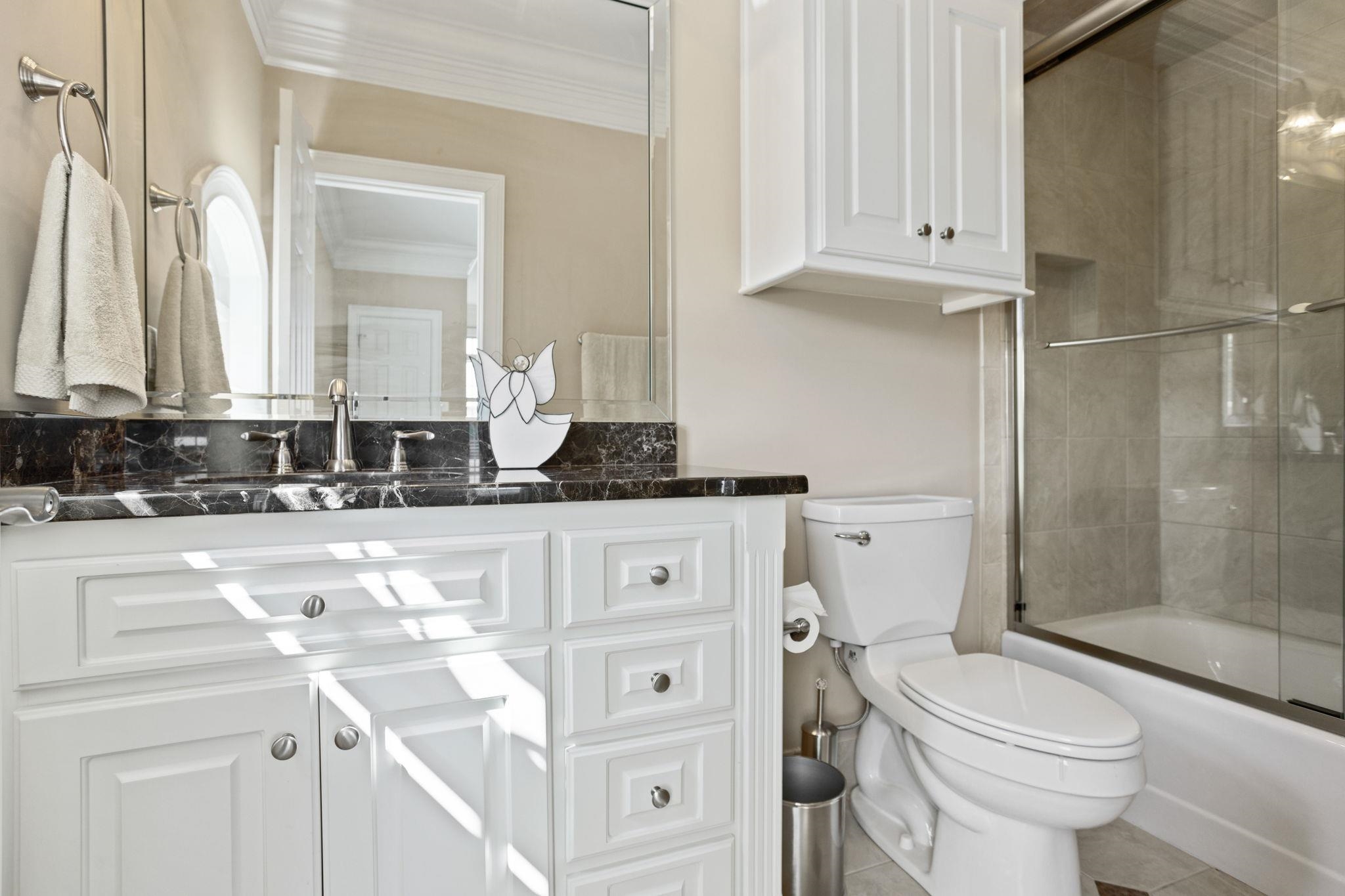 Inman, South Carolina, 29349, United States, 3 Bedrooms Bedrooms, ,5 BathroomsBathrooms,Residential,For Sale,1930176