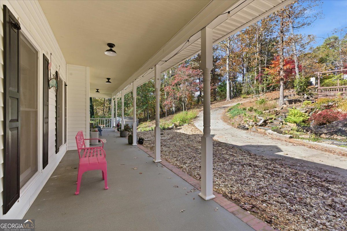 Douglasville, Georgia, 30135, United States, 5 Bedrooms Bedrooms, ,3 BathroomsBathrooms,Residential,For Sale,1988782