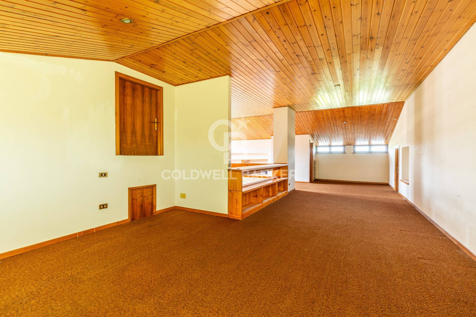 Fratta Todina, Perugia, 06054, IT, 6 Bedrooms Bedrooms, ,6 BathroomsBathrooms,Residential,For Sale,1850046