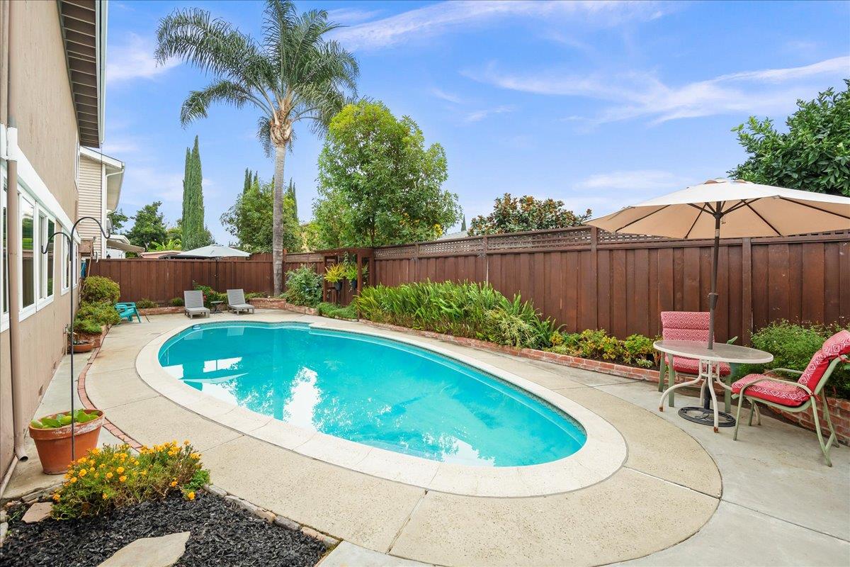 San Jose, California, 95119, United States, 5 Bedrooms Bedrooms, ,3 BathroomsBathrooms,Residential,For Sale,1991954