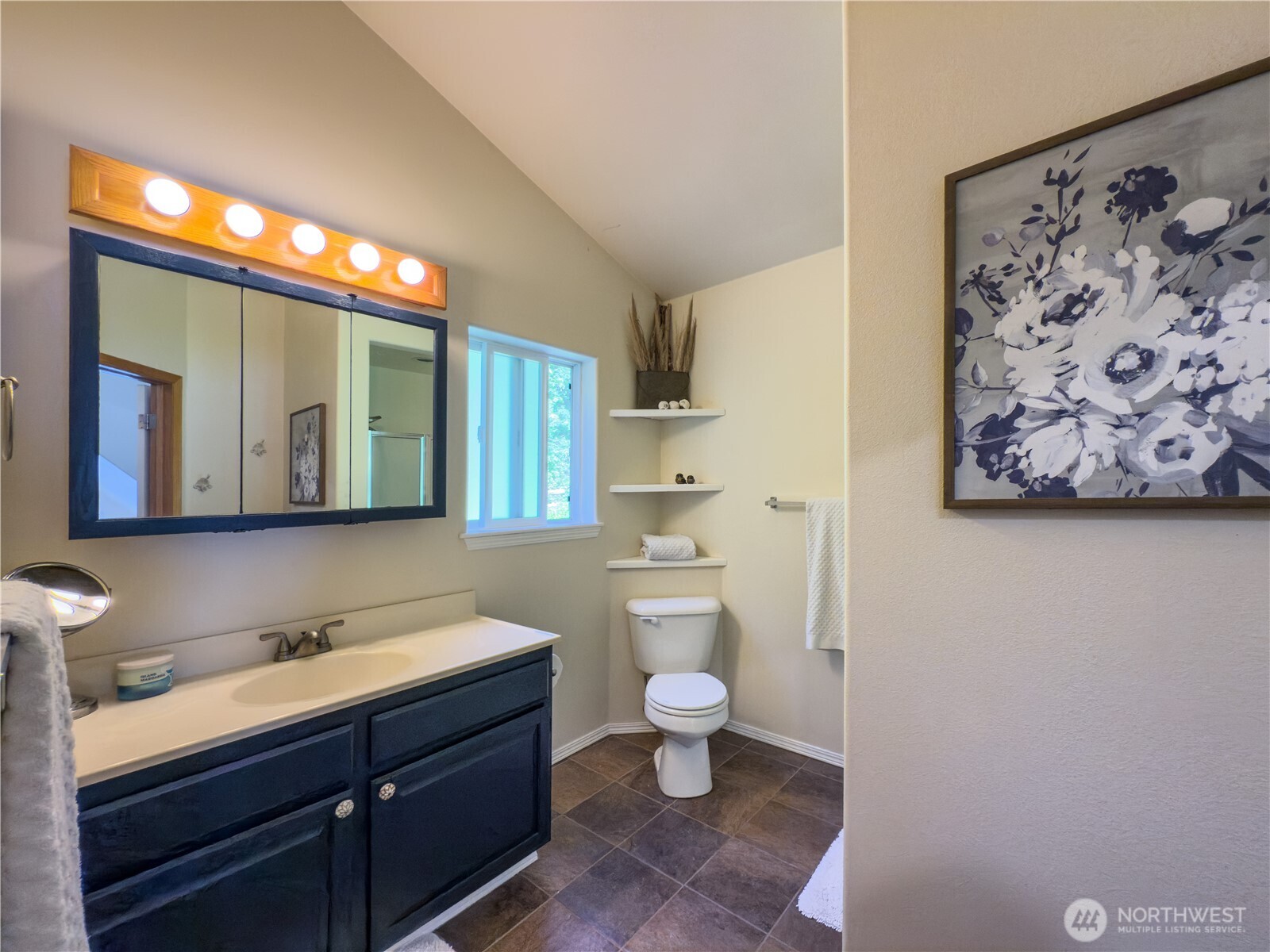 Hat Island, Washington, 98206, United States, 4 Bedrooms Bedrooms, ,2 BathroomsBathrooms,Residential,For Sale,1978388