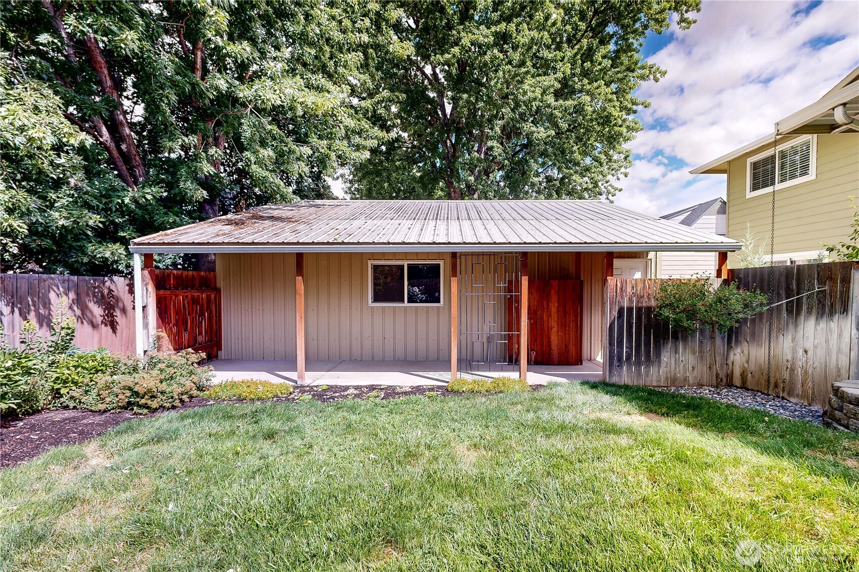 Walla Walla, Washington, 99362, United States, 4 Bedrooms Bedrooms, ,3 BathroomsBathrooms,Residential,For Sale,1918786