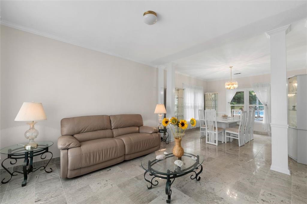 Johns Creek, Georgia, 30022, United States, 4 Bedrooms Bedrooms, ,3 BathroomsBathrooms,Residential,For Sale,1856403