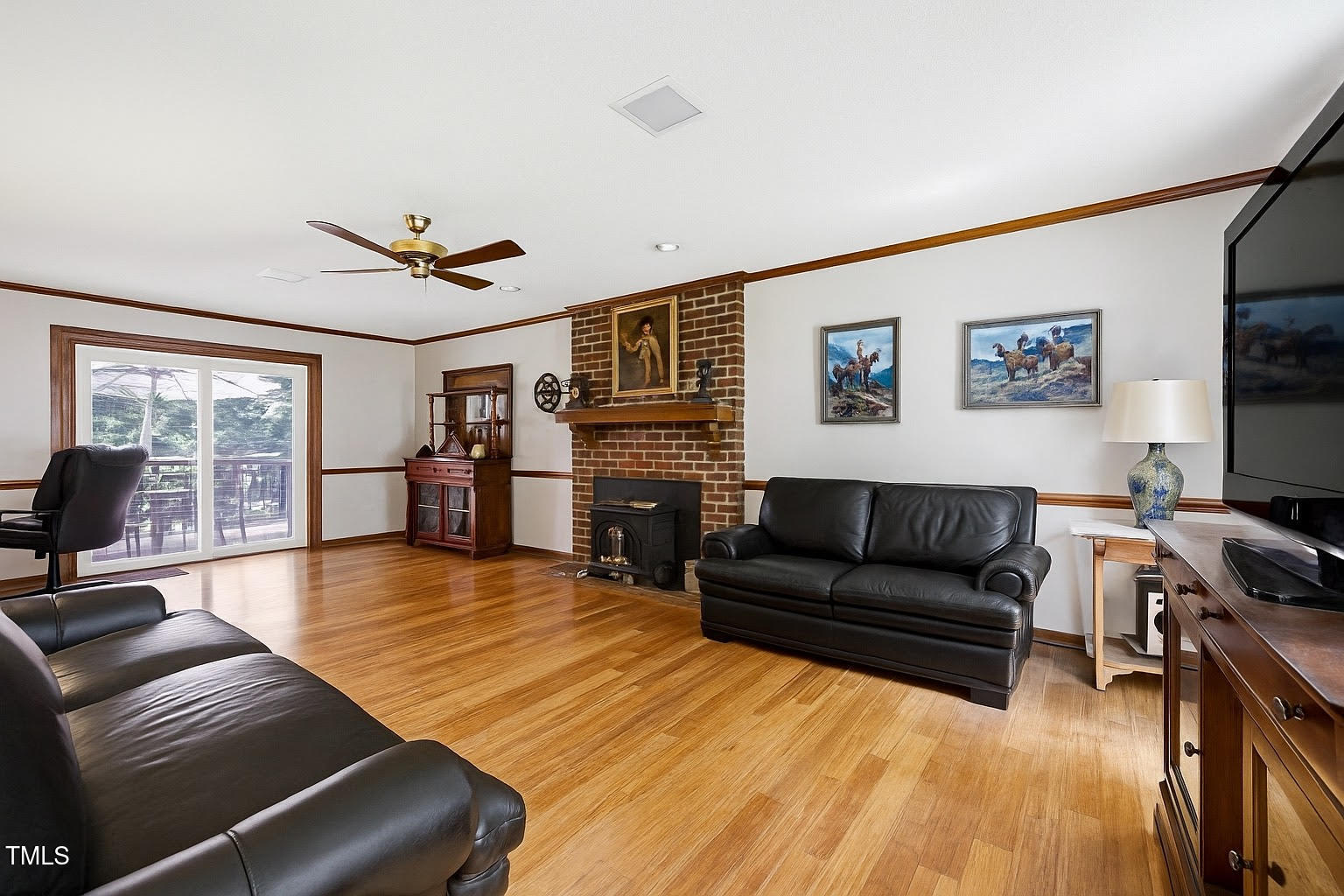 Raleigh, North Carolina, 27606, United States, 3 Bedrooms Bedrooms, ,3 BathroomsBathrooms,Residential,For Sale,1941064
