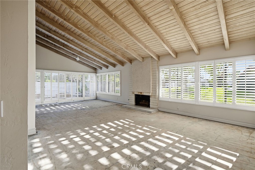 Newport Beach, California, 92660, United States, 2 Bedrooms Bedrooms, ,2 BathroomsBathrooms,Residential,For Sale,1988244