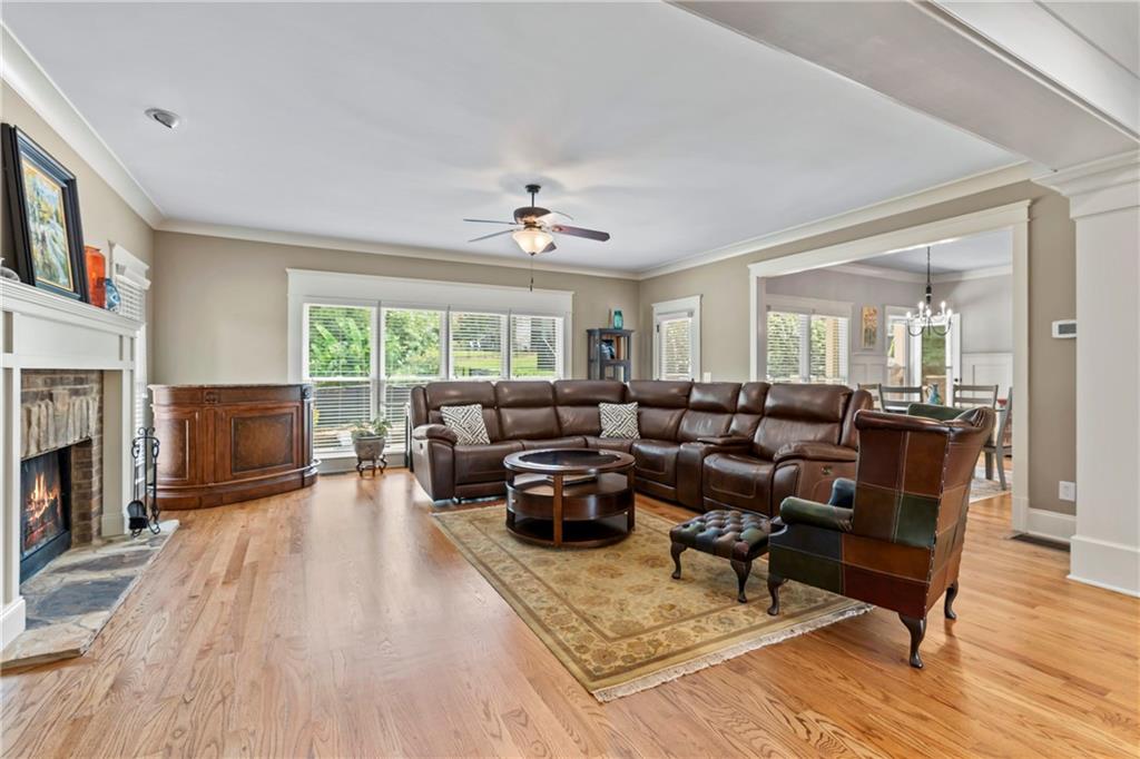 Marietta, Georgia, 30060, United States, 5 Bedrooms Bedrooms, ,4 BathroomsBathrooms,Residential,For Sale,1973923