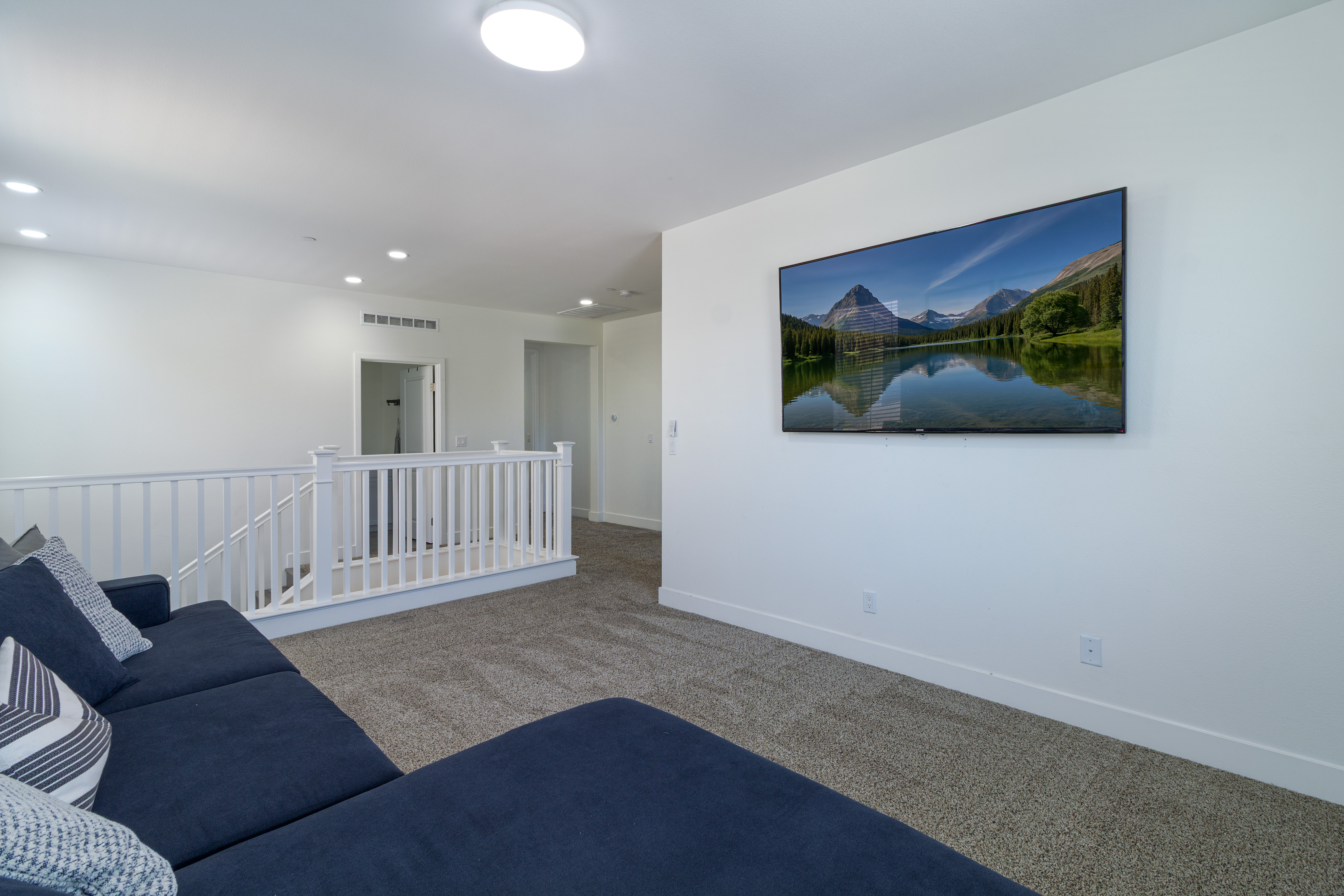Corona, California, 92883, United States, 4 Bedrooms Bedrooms, ,3 BathroomsBathrooms,Residential,For Sale,1922003
