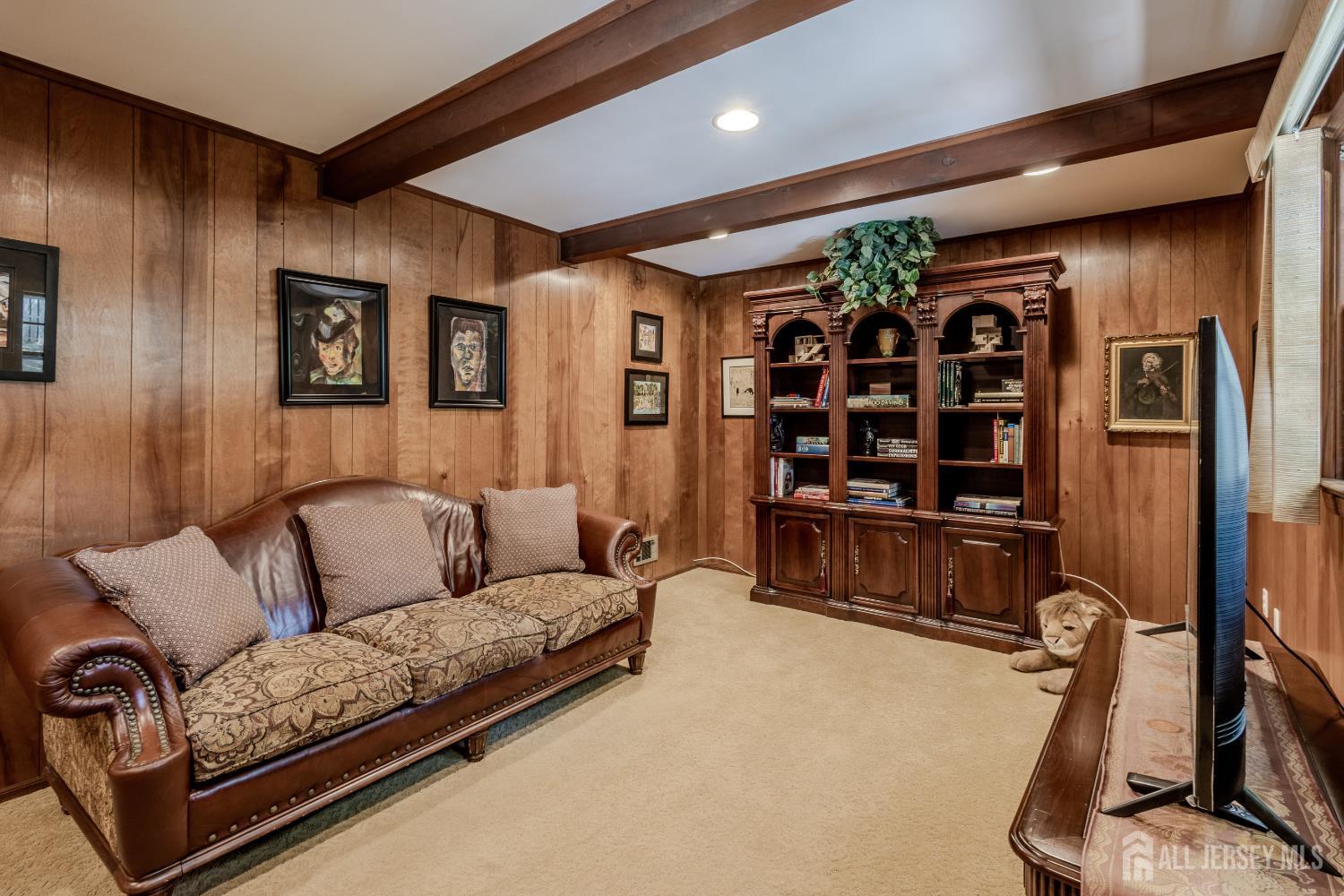 East Brunswick, New Jersey, 08816, United States, 4 Bedrooms Bedrooms, ,4 BathroomsBathrooms,Residential,For Sale,1900919