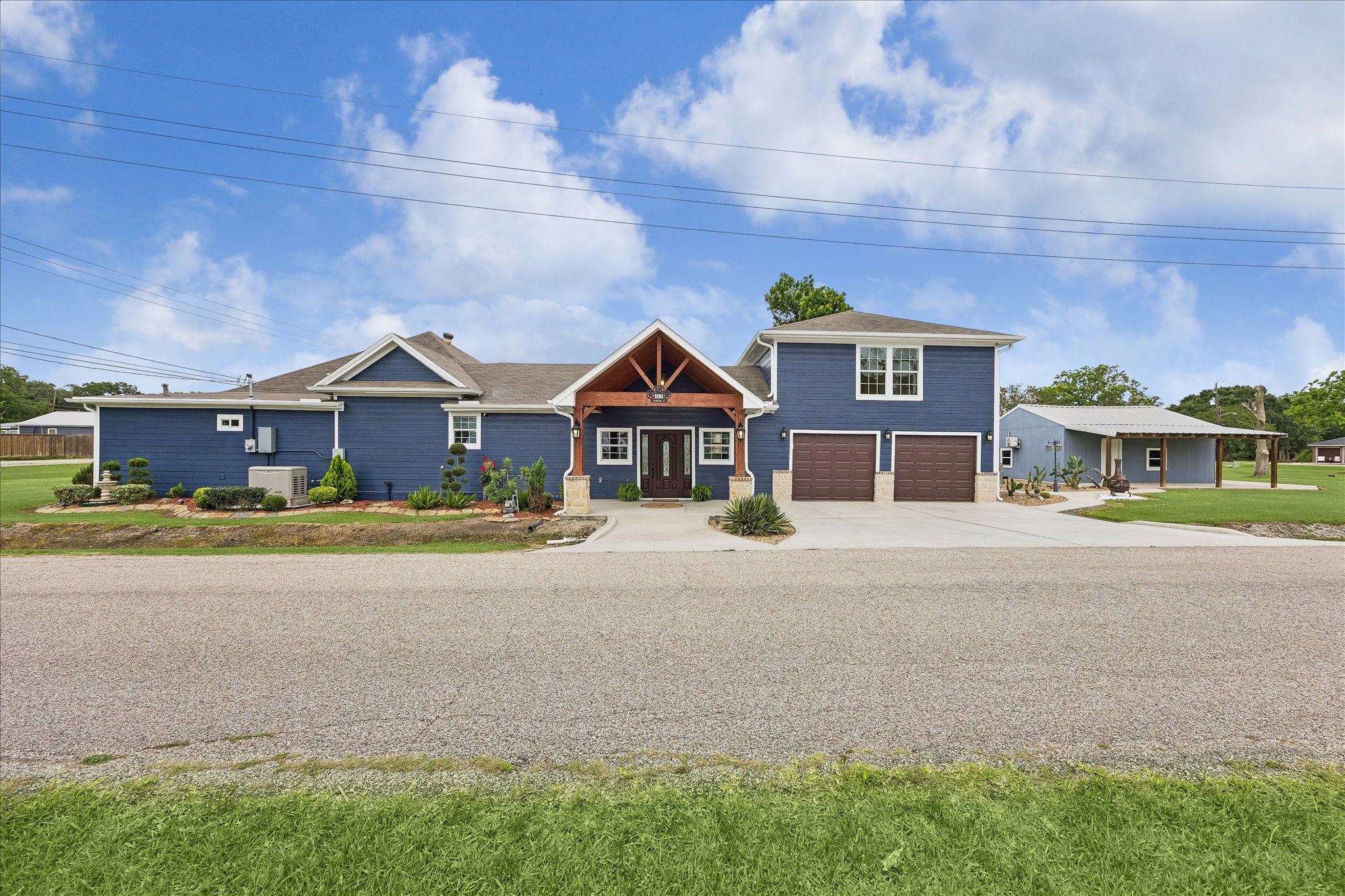  9203 Avenue G - 物件實景