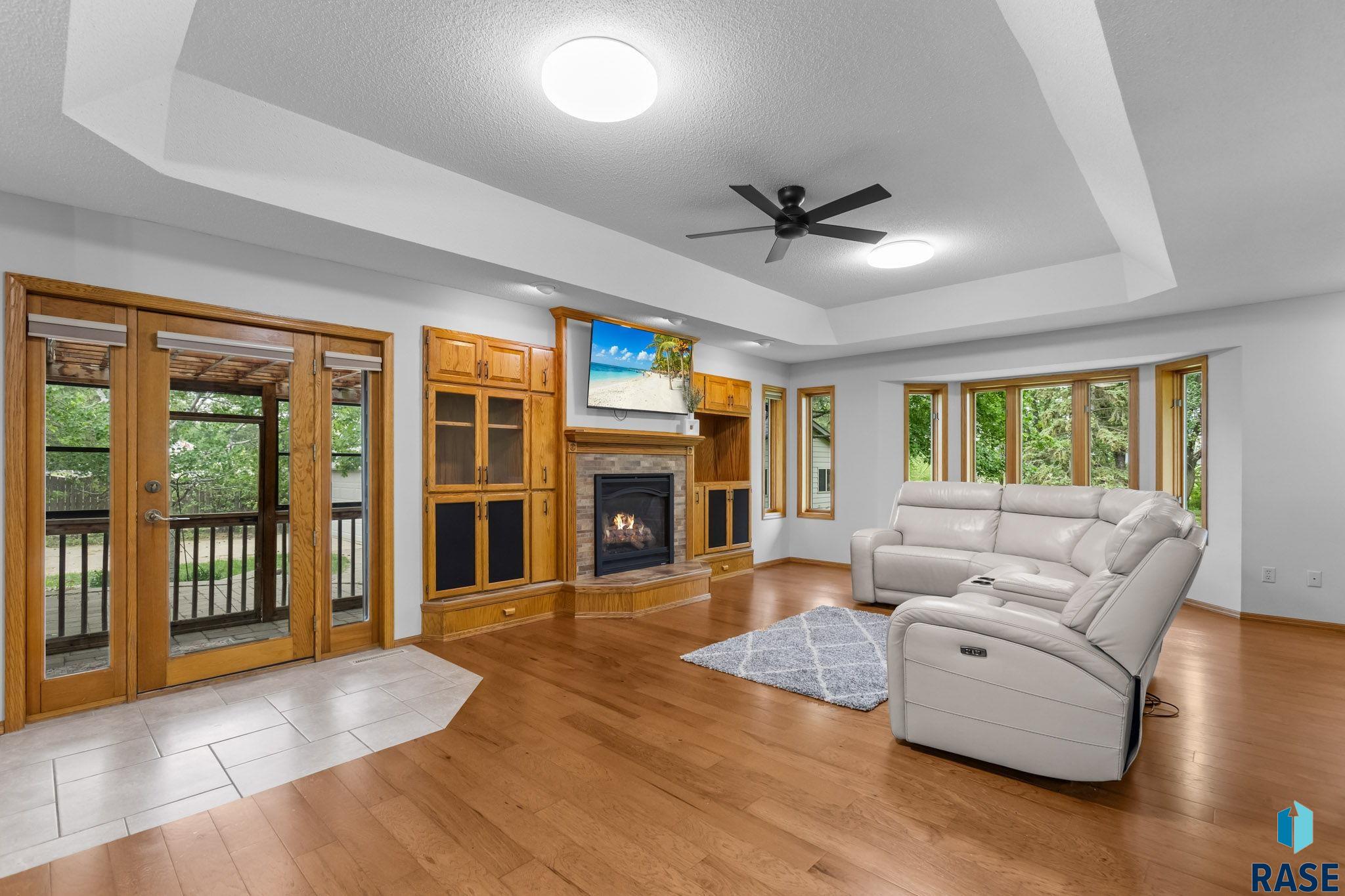 Harrisburg, South Dakota, 57032, United States, 5 Bedrooms Bedrooms, ,1 BathroomBathrooms,Residential,For Sale,1917762