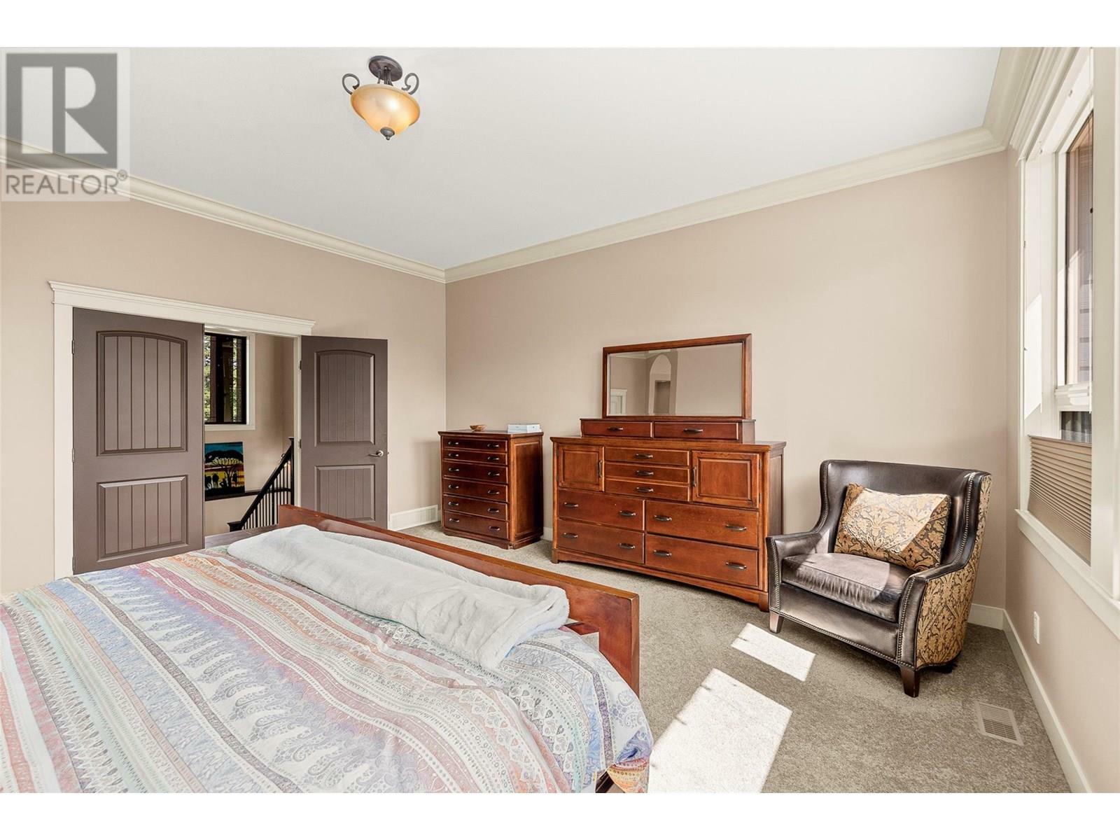 KELOWNA, British Columbia, V1W 4C5, CA, 5 Bedrooms Bedrooms, ,3 BathroomsBathrooms,Residential,For Sale,1883481