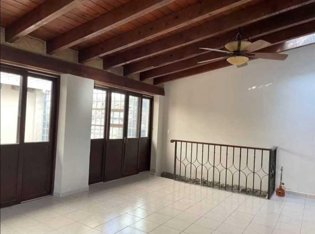 Jacarandas, Querétaro, Querétaro, 76100, Mexico, 3 Bedrooms Bedrooms, ,5 BathroomsBathrooms,Residential,For Sale,Jacarandas,1620839