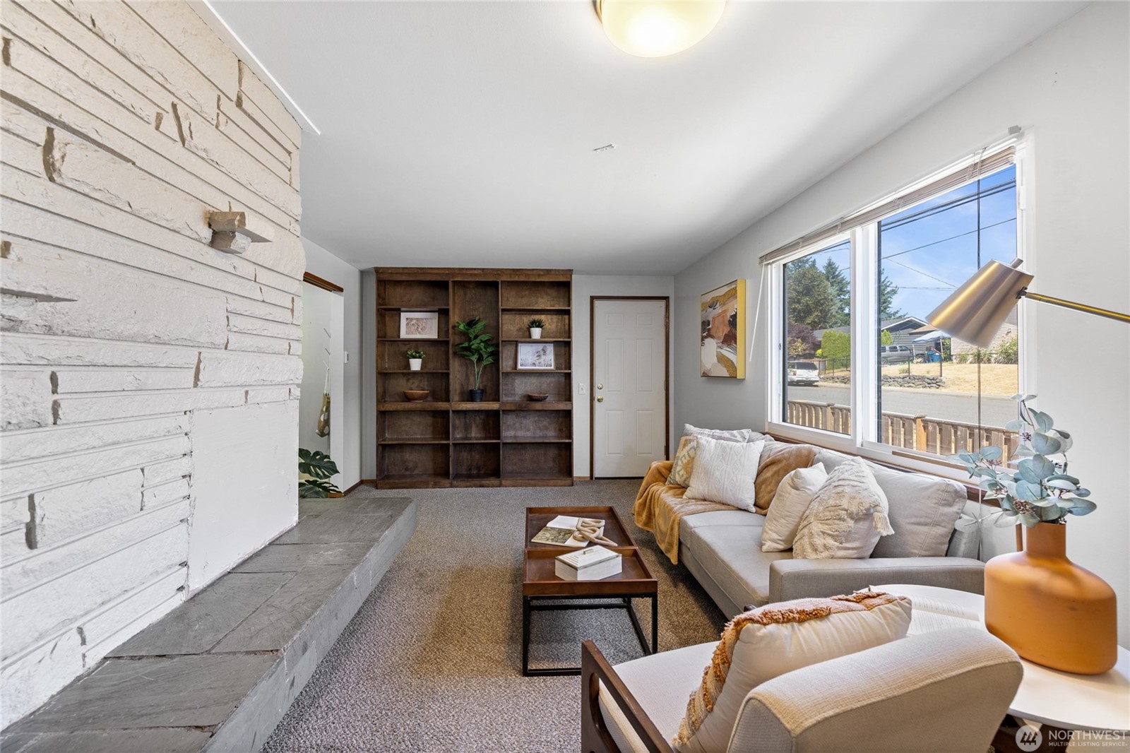 Seatac, Washington, 98188, United States, 3 Bedrooms Bedrooms, ,2 BathroomsBathrooms,Residential,For Sale,1905826