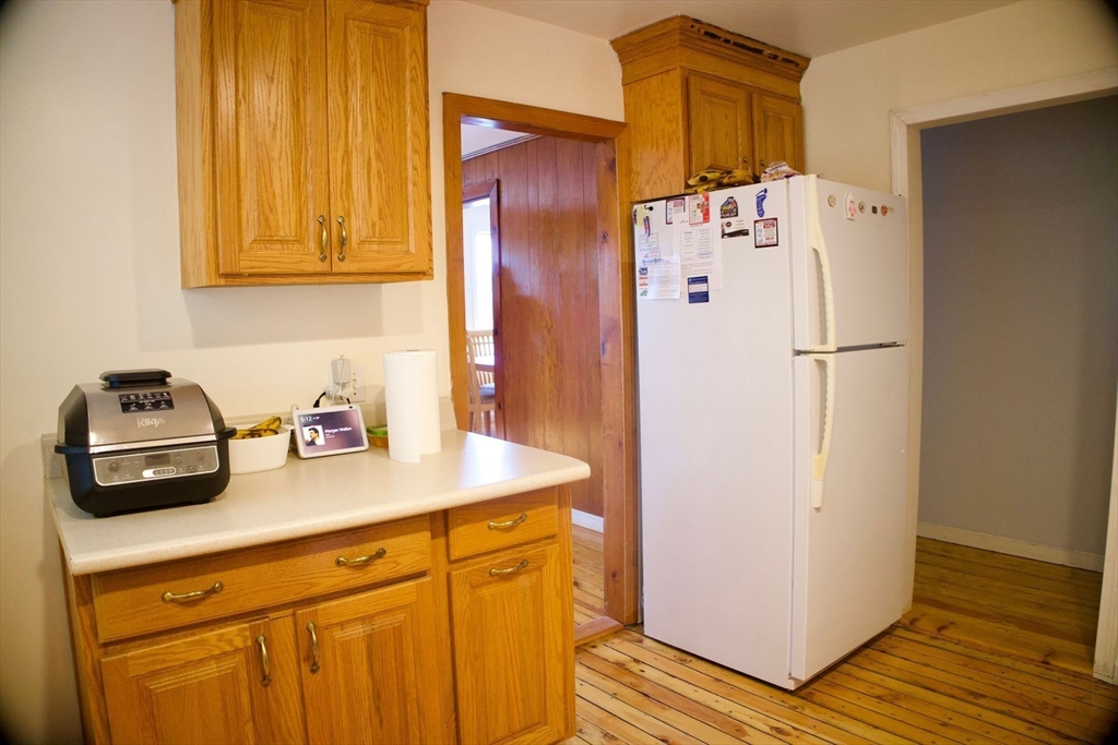 Methuen, Massachusetts, 01844, United States, 3 Bedrooms Bedrooms, ,1 BathroomBathrooms,Residential,For Sale,1937431