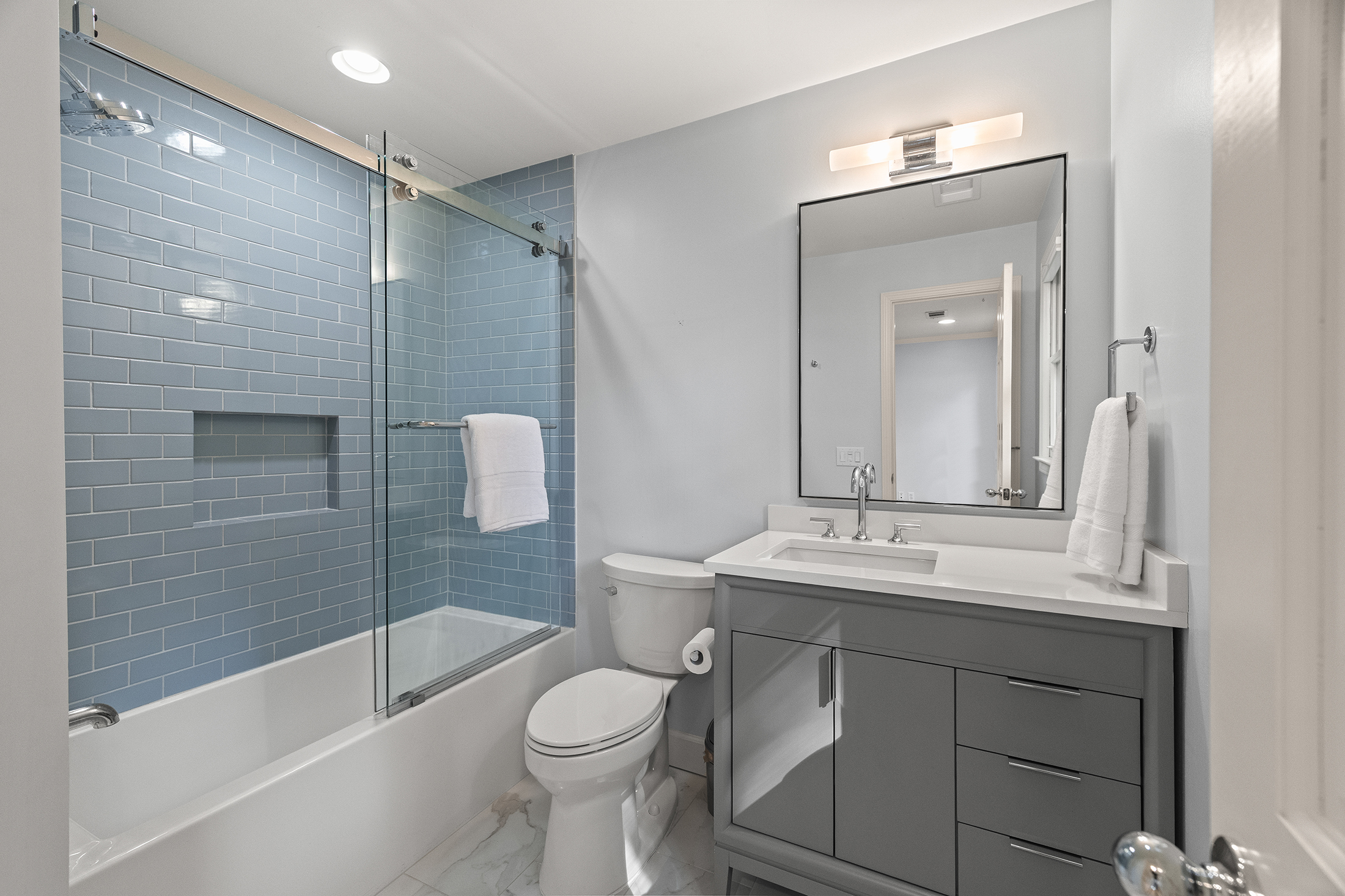  Refined Living on a Quiet Cul-de-sac in Chastain Park - 物件實景
