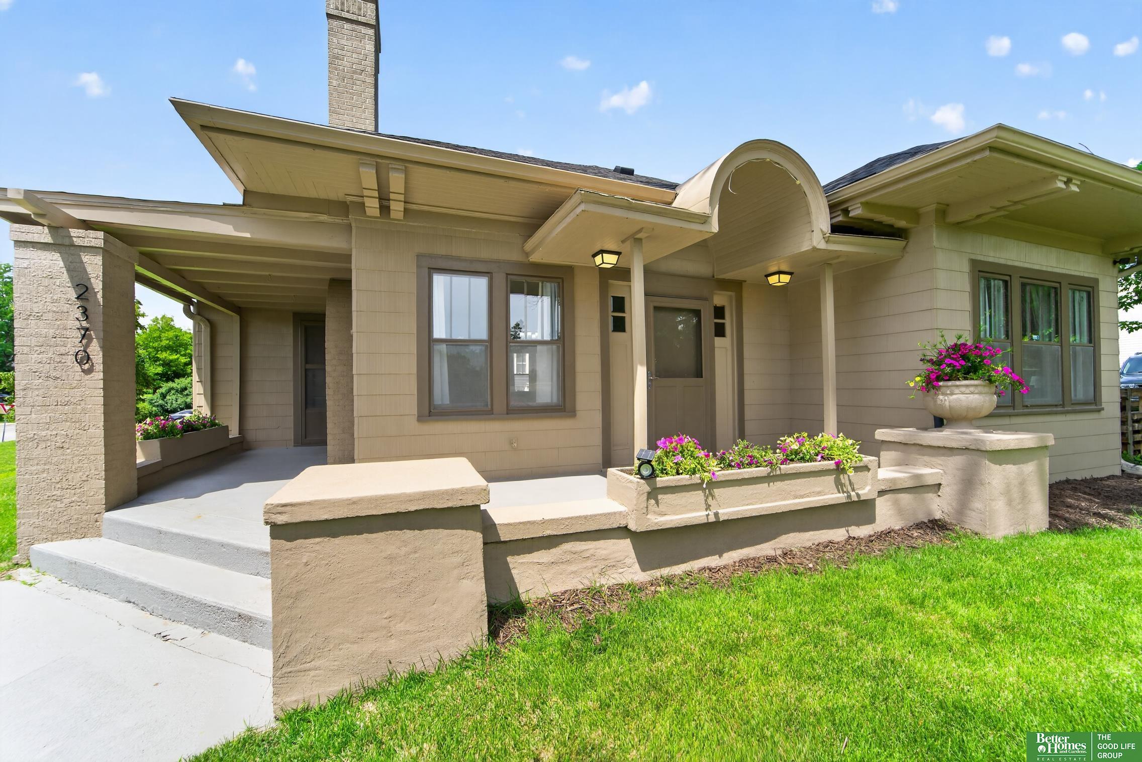 Fontenelle Blvd, Omaha, NE 68104 #1