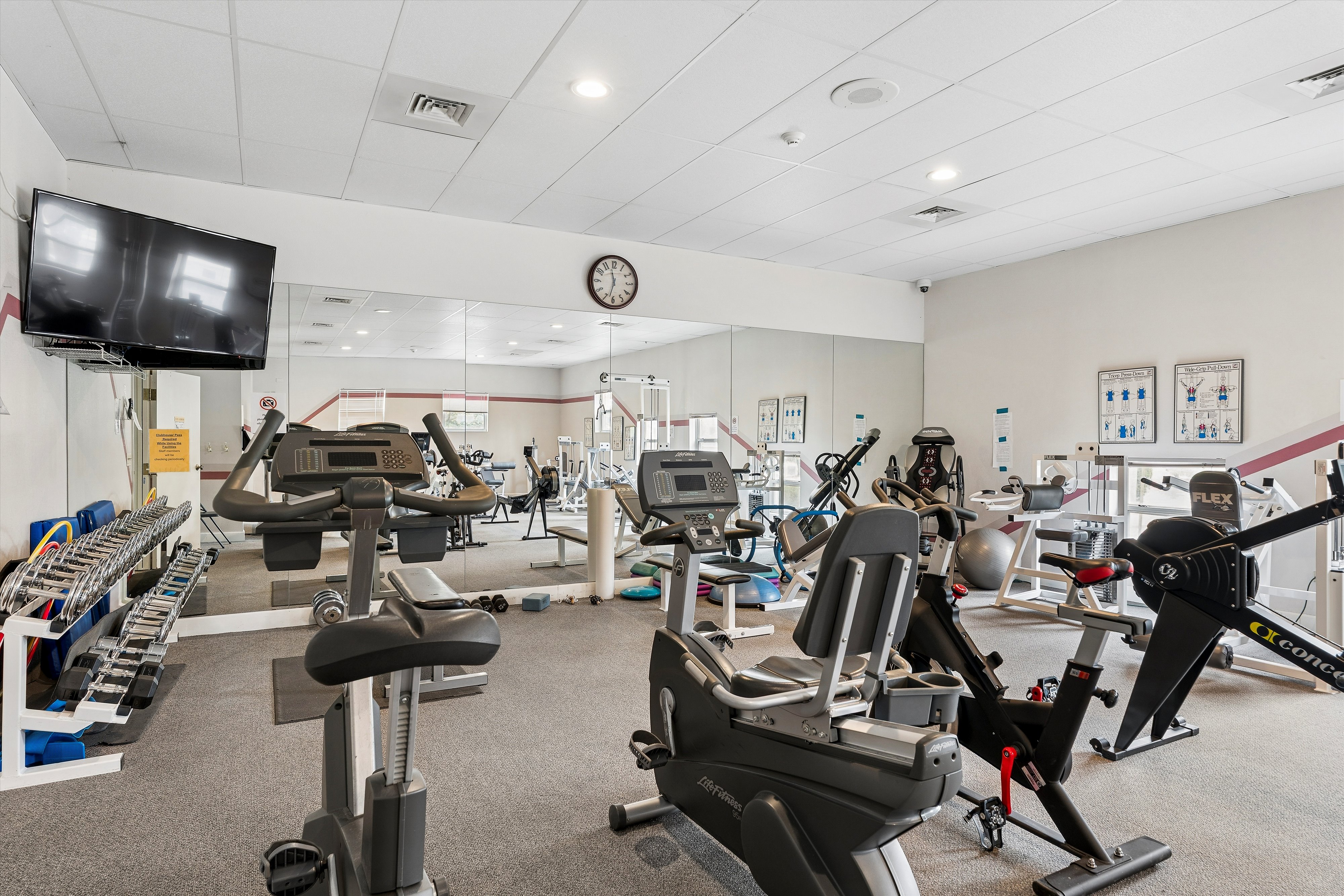  First Floor Corner Unit Condo in 55+ Centennial at Riverwalk in Littleton - 物件實景