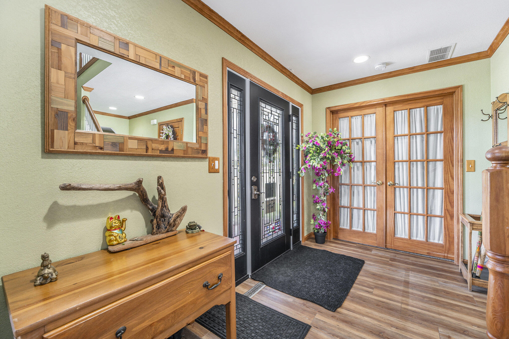 Chesterton, Indiana, 46304, United States, 5 Bedrooms Bedrooms, ,2 BathroomsBathrooms,Residential,For Sale,1973934