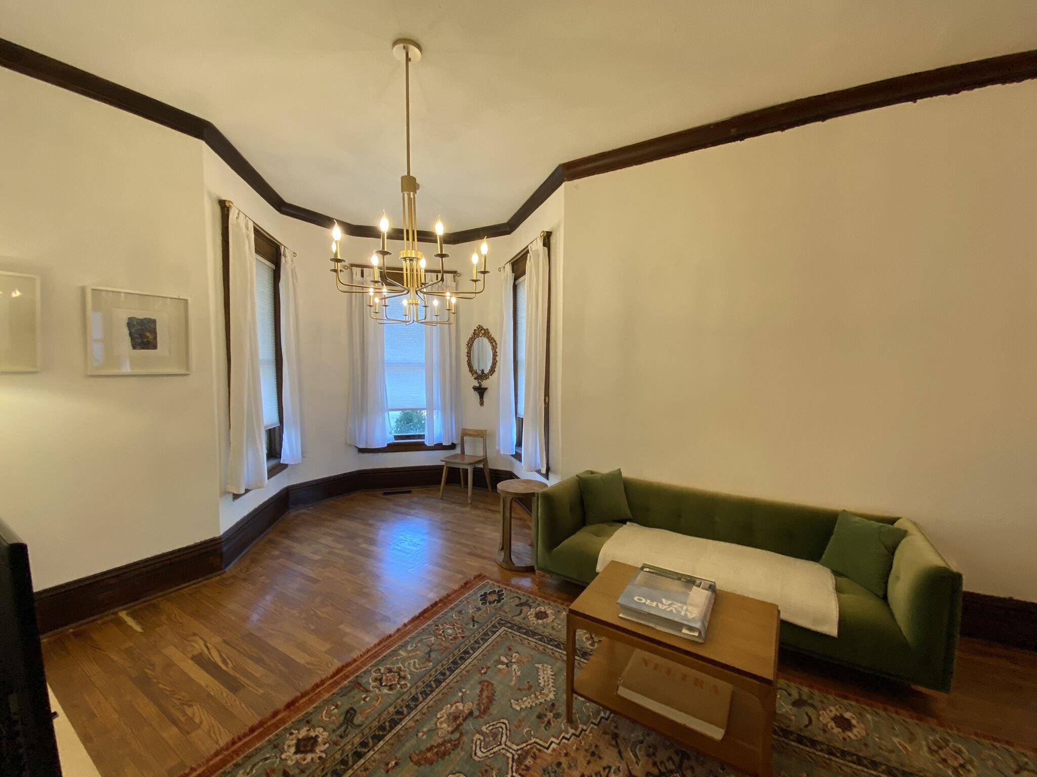 La Crosse, Wisconsin, 54601, United States, 6 Bedrooms Bedrooms, ,5 BathroomsBathrooms,Residential,For Sale,2018389