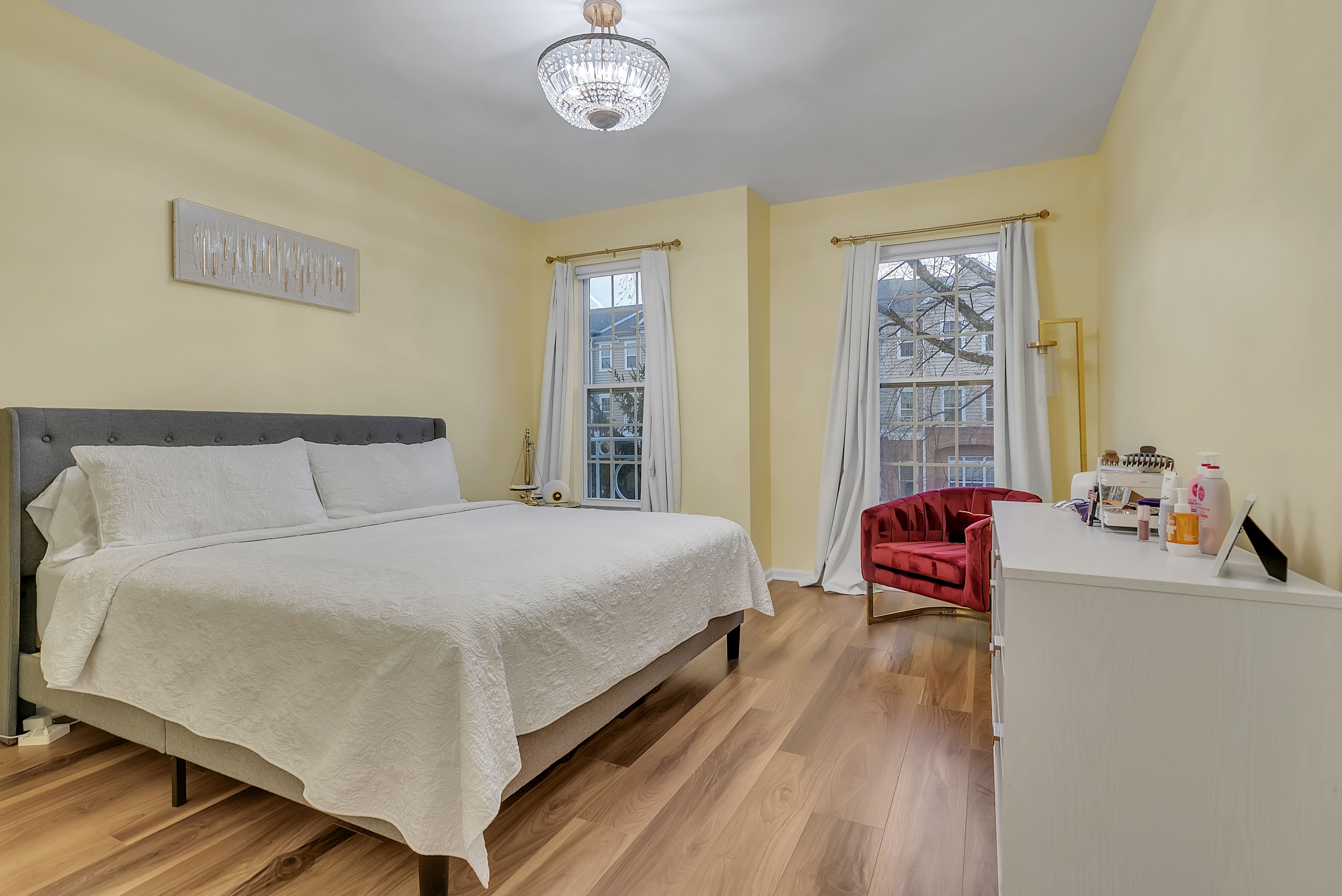  906 Memorial Drive, Belleville, NJ, 07109 - 物件實景