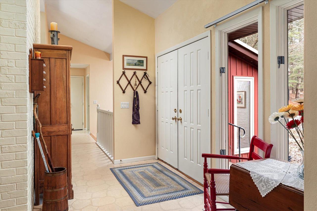 Blue River, Wisconsin, 53518, United States, 3 Bedrooms Bedrooms, ,3 BathroomsBathrooms,Residential,For Sale,2009301