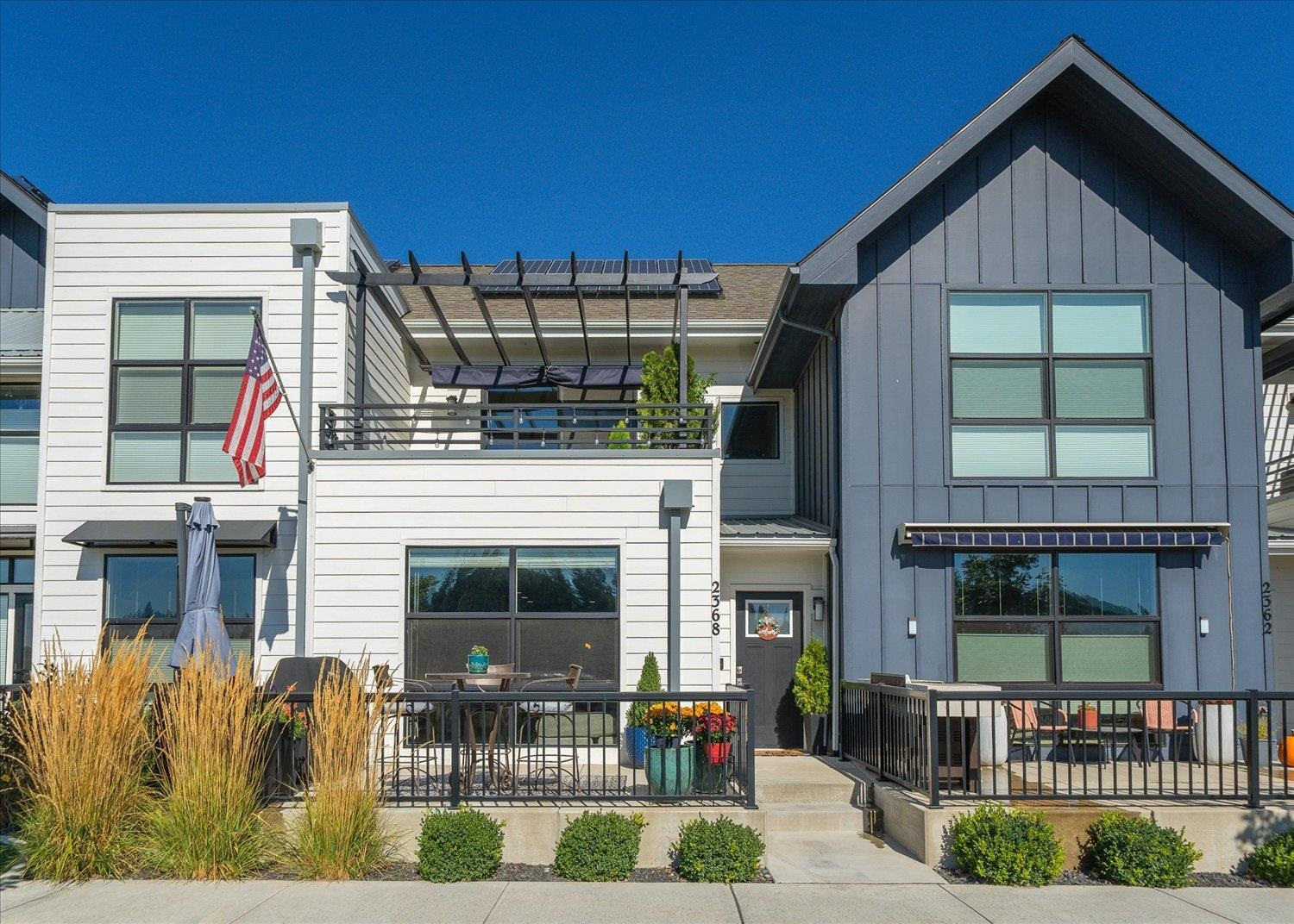 Spokane, Washington, 99201, United States, 2 Bedrooms Bedrooms, ,3 BathroomsBathrooms,Residential,For Sale,1974429