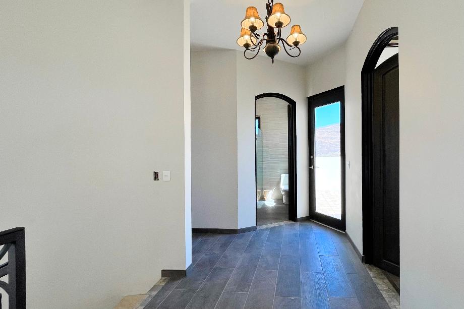 Guaymas, Sonora, 85506, Mexico, 4 Bedrooms Bedrooms, ,3 BathroomsBathrooms,Residential,For Sale,1916977