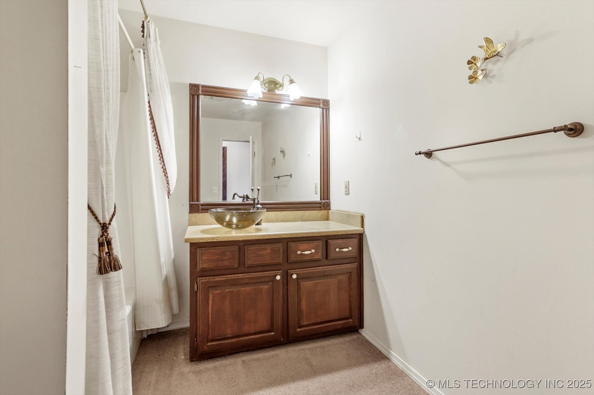 Jenks, Oklahoma, 74037, United States, 4 Bedrooms Bedrooms, ,5 BathroomsBathrooms,Residential,For Sale,1840123