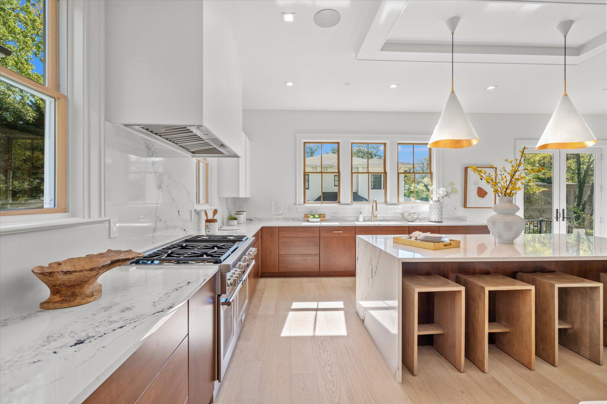  5022 Cathedral Avenue NW, Washington, DC, 20016 - 物件實景