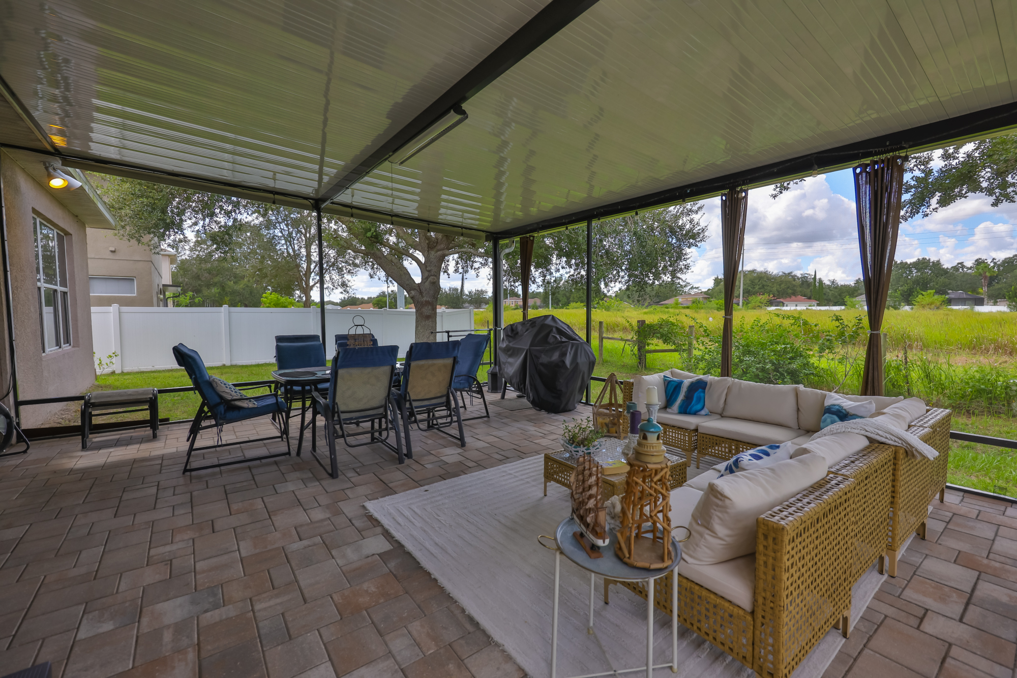 Valrico, Florida, 33594, United States, 4 Bedrooms Bedrooms, ,3 BathroomsBathrooms,Residential,For Sale,1974388