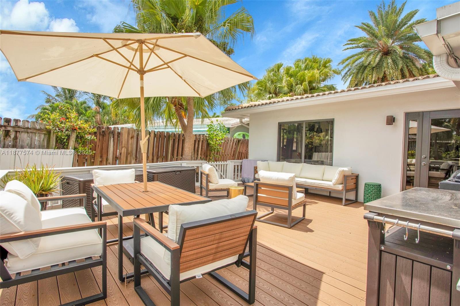 Wilton Manors, Florida, 33334, United States, 3 Bedrooms Bedrooms, ,3 BathroomsBathrooms,Residential,For Sale,1947052