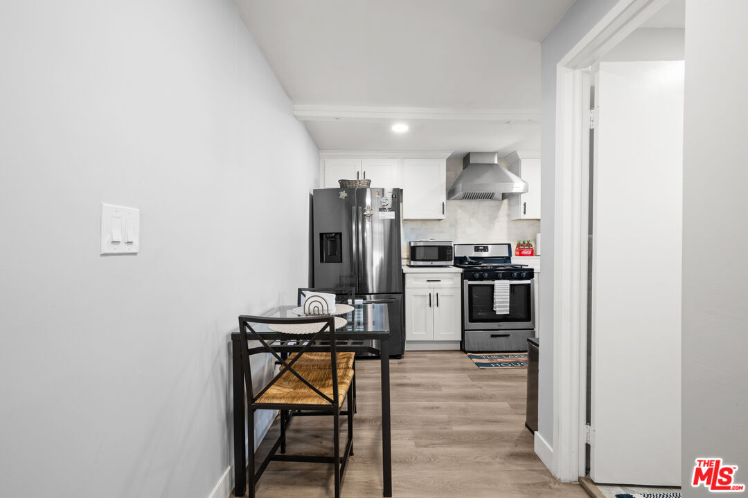 Los Angeles, California, 90042, United States, 3 Bedrooms Bedrooms, ,Residential,For Sale,2001820