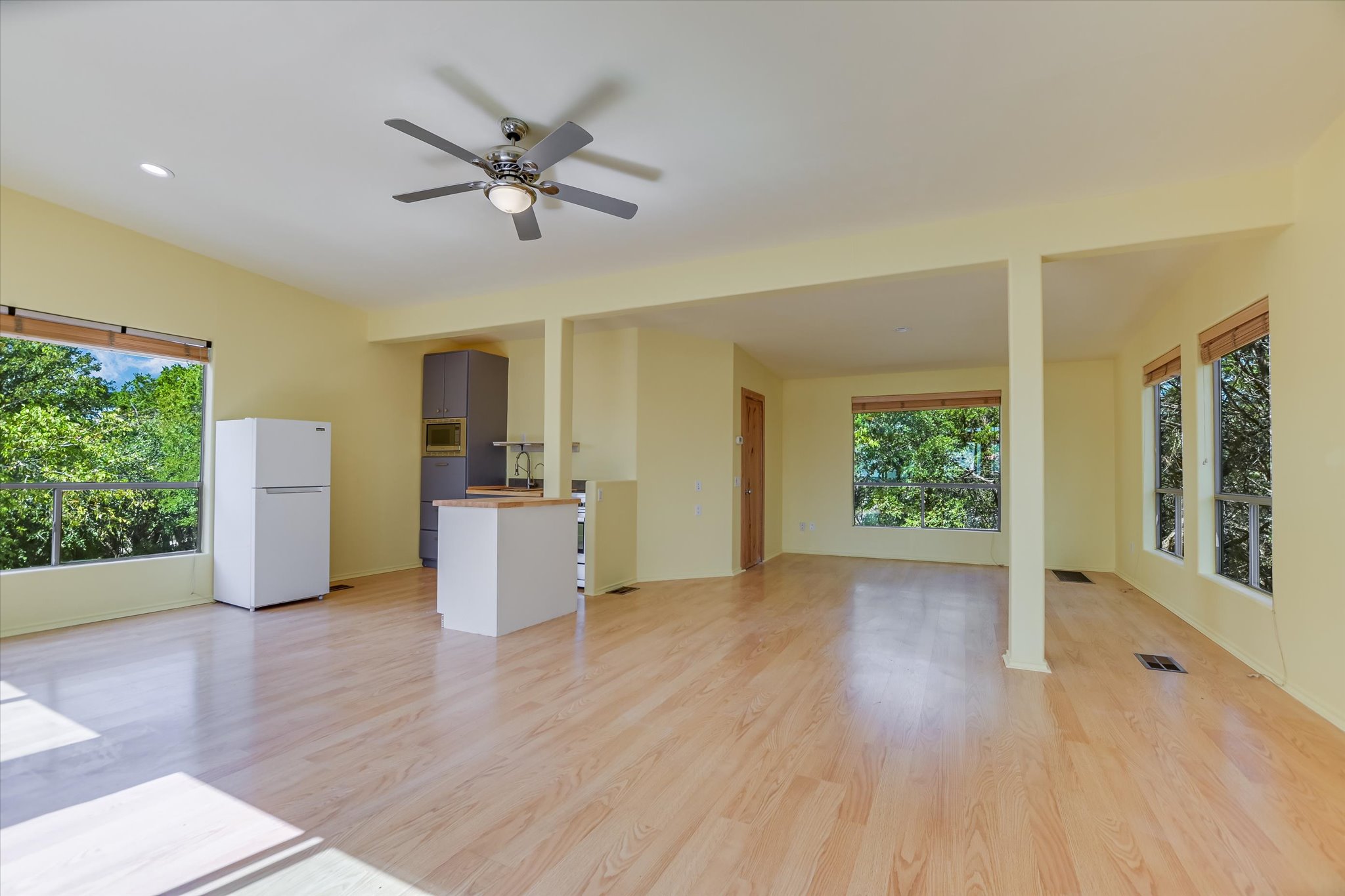 Wimberley, Texas, 78676, United States, 3 Bedrooms Bedrooms, ,3 BathroomsBathrooms,Residential,For Sale,1984414