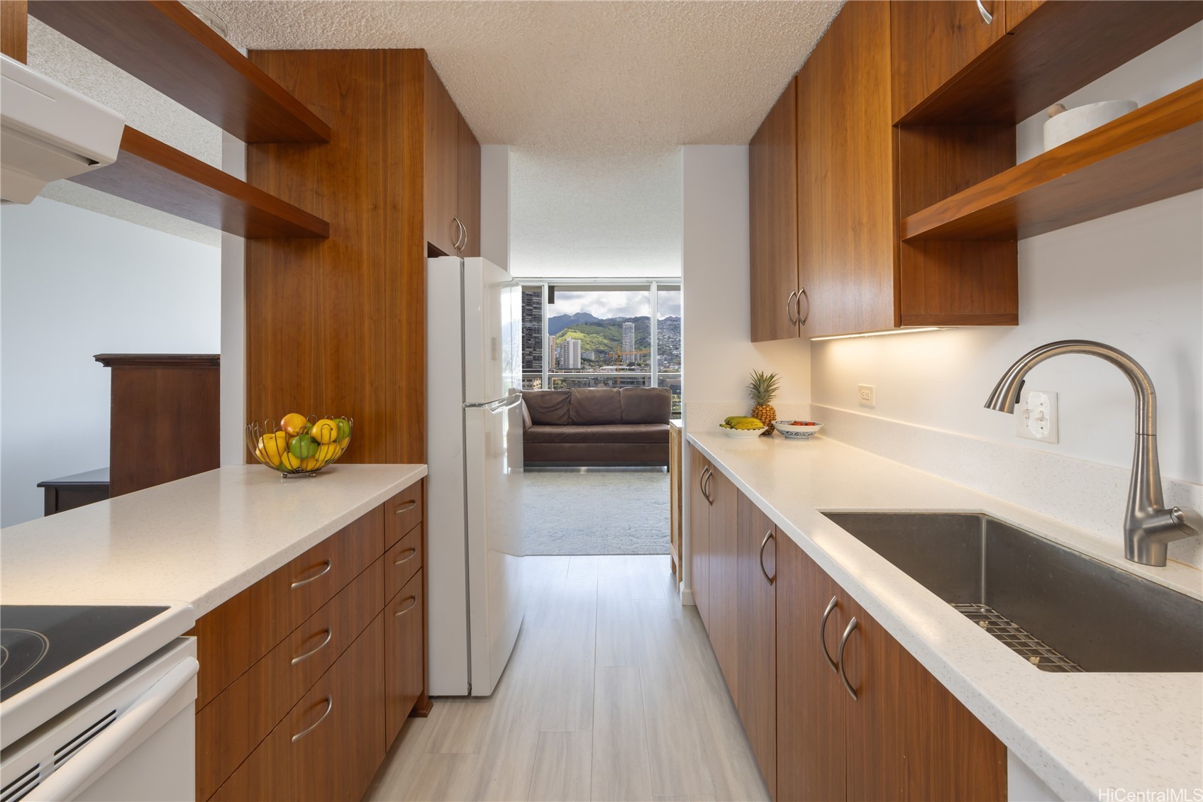 Honolulu, Hawaii, 96815, United States, 1 Bedroom Bedrooms, ,2 BathroomsBathrooms,Residential,For Sale,1847684