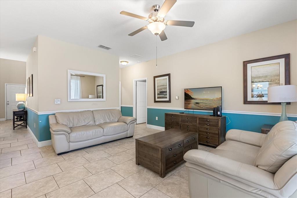 Davenport, Florida, 33837, United States, 6 Bedrooms Bedrooms, ,5 BathroomsBathrooms,Residential,For Sale,1821161
