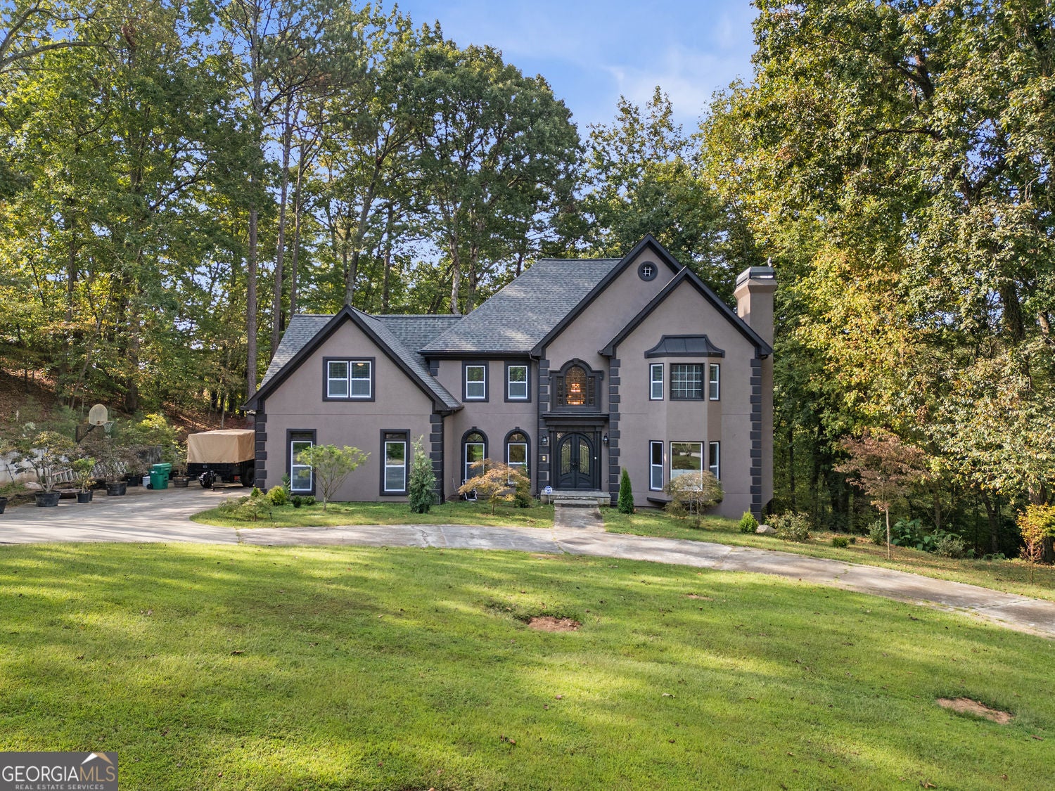 Atlanta, Georgia, 30350, United States, 8 Bedrooms Bedrooms, ,6 BathroomsBathrooms,Residential,For Sale,1992514