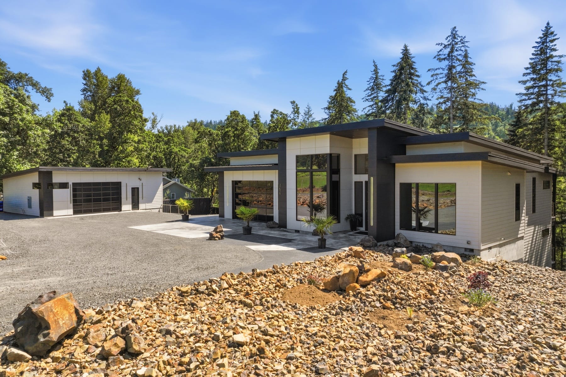  17526 ABIQUA RD NE Silverton, OR 97381 - 物件實景